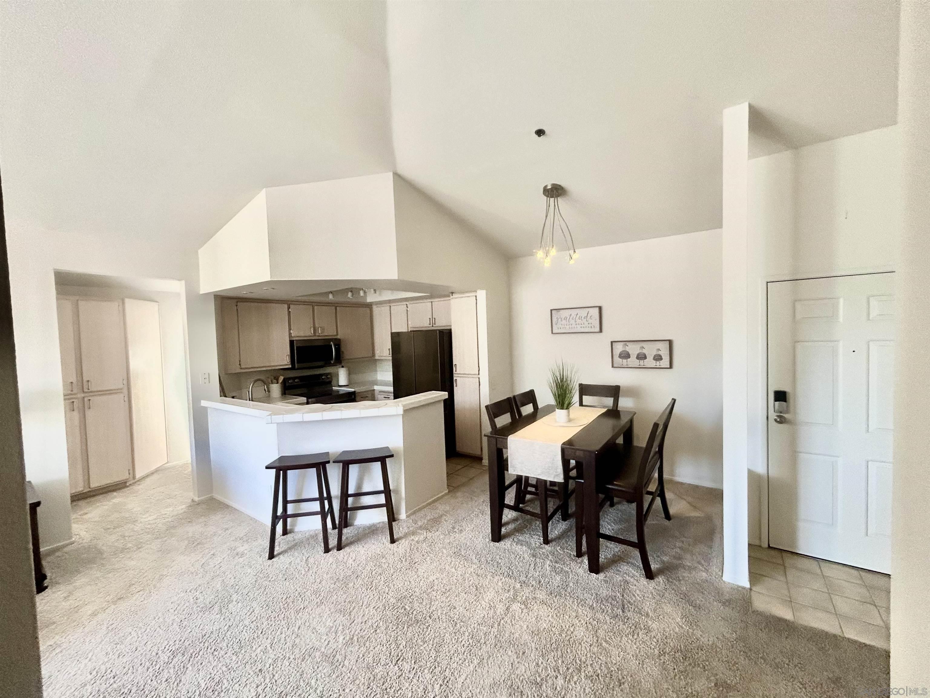 Detail Gallery Image 11 of 14 For 640  Camino De La Reina  #1405,  San Diego,  CA 92108 - 1 Beds | 1 Baths