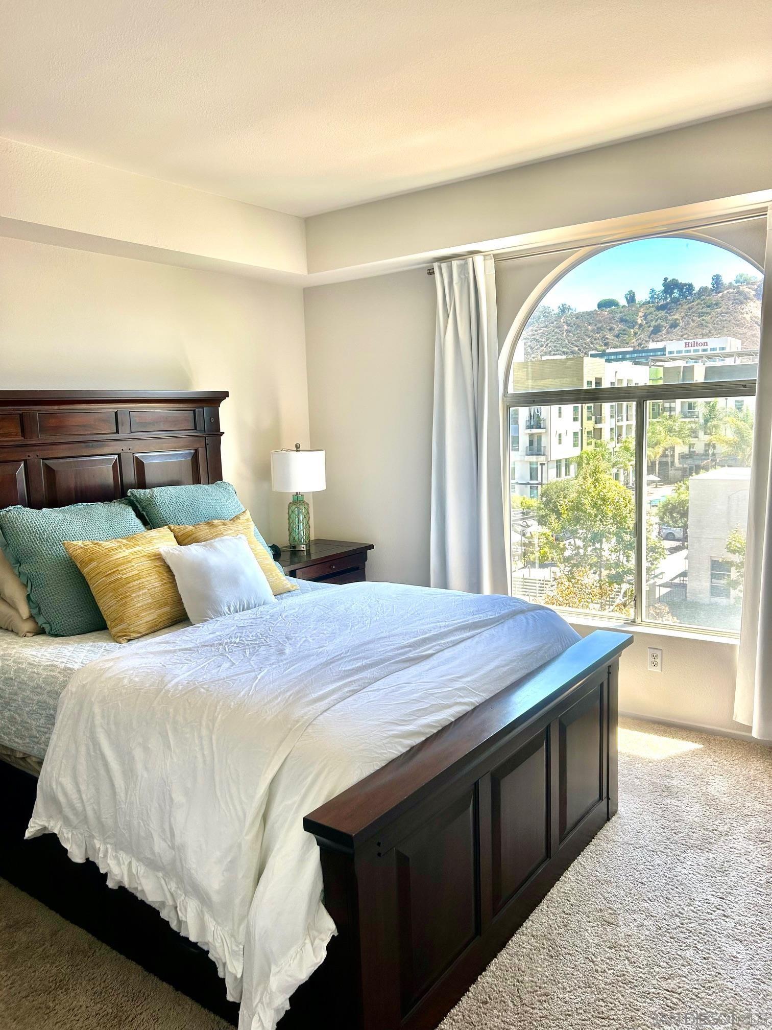 Detail Gallery Image 6 of 11 For 640  Camino De La Reina  #1405,  San Diego,  CA 92108 - 1 Beds | 1 Baths