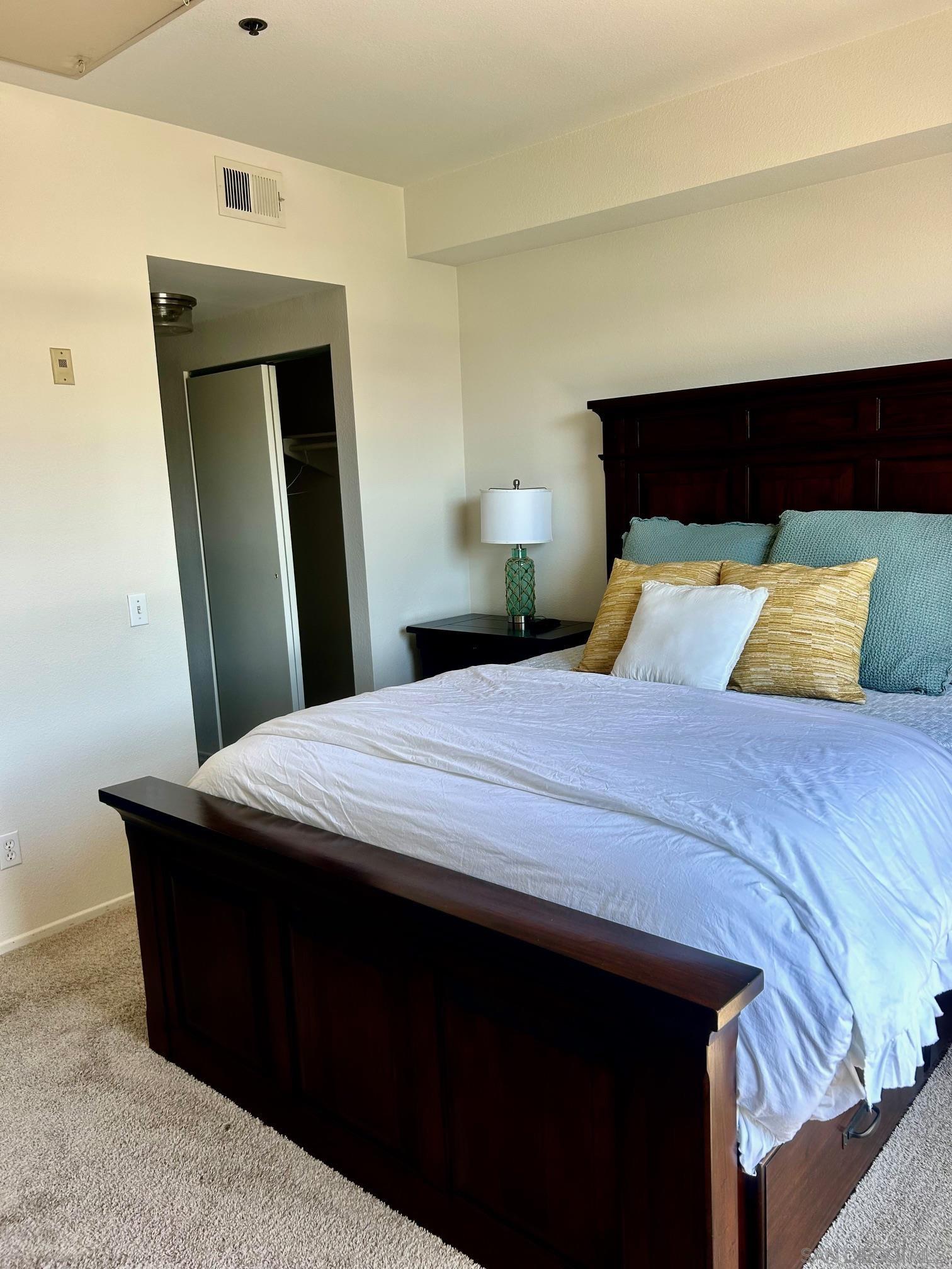 Detail Gallery Image 7 of 11 For 640  Camino De La Reina  #1405,  San Diego,  CA 92108 - 1 Beds | 1 Baths