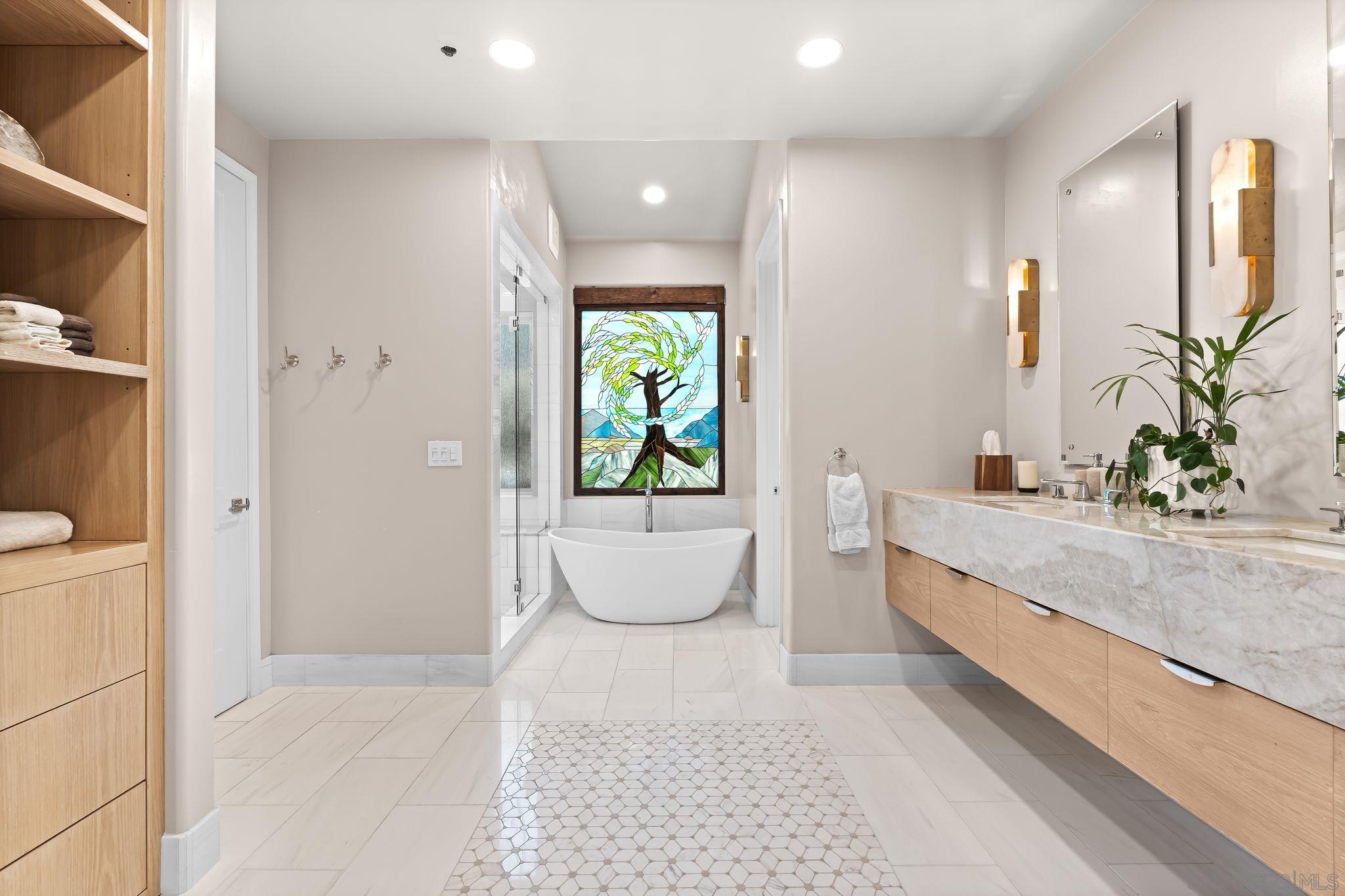 Detail Gallery Image 3 of 49 For 3369  Rocking Horse Cir, Encinitas,  CA 92024 - 5 Beds | 6/1 Baths