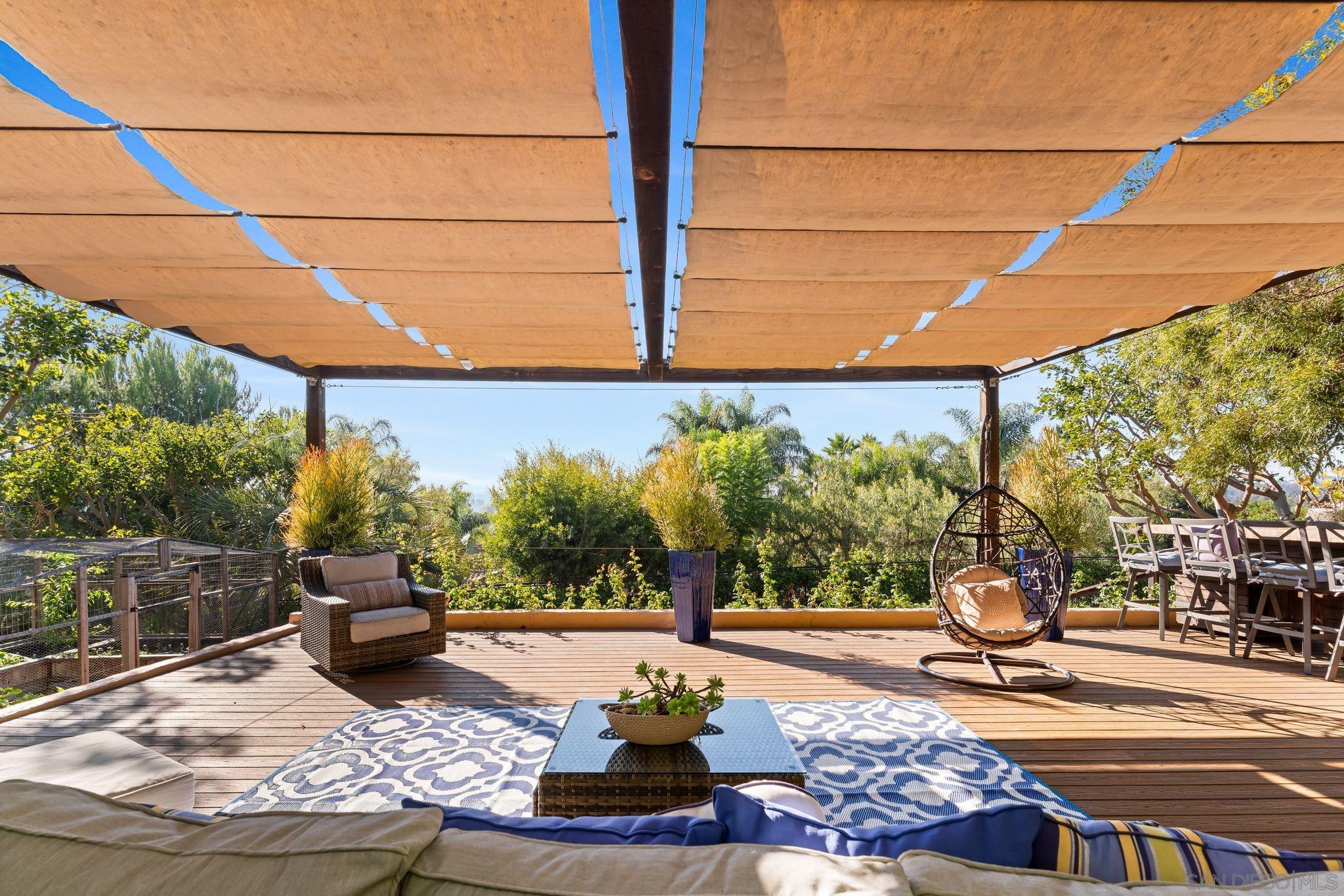 Detail Gallery Image 33 of 49 For 3369  Rocking Horse Cir, Encinitas,  CA 92024 - 5 Beds | 6/1 Baths