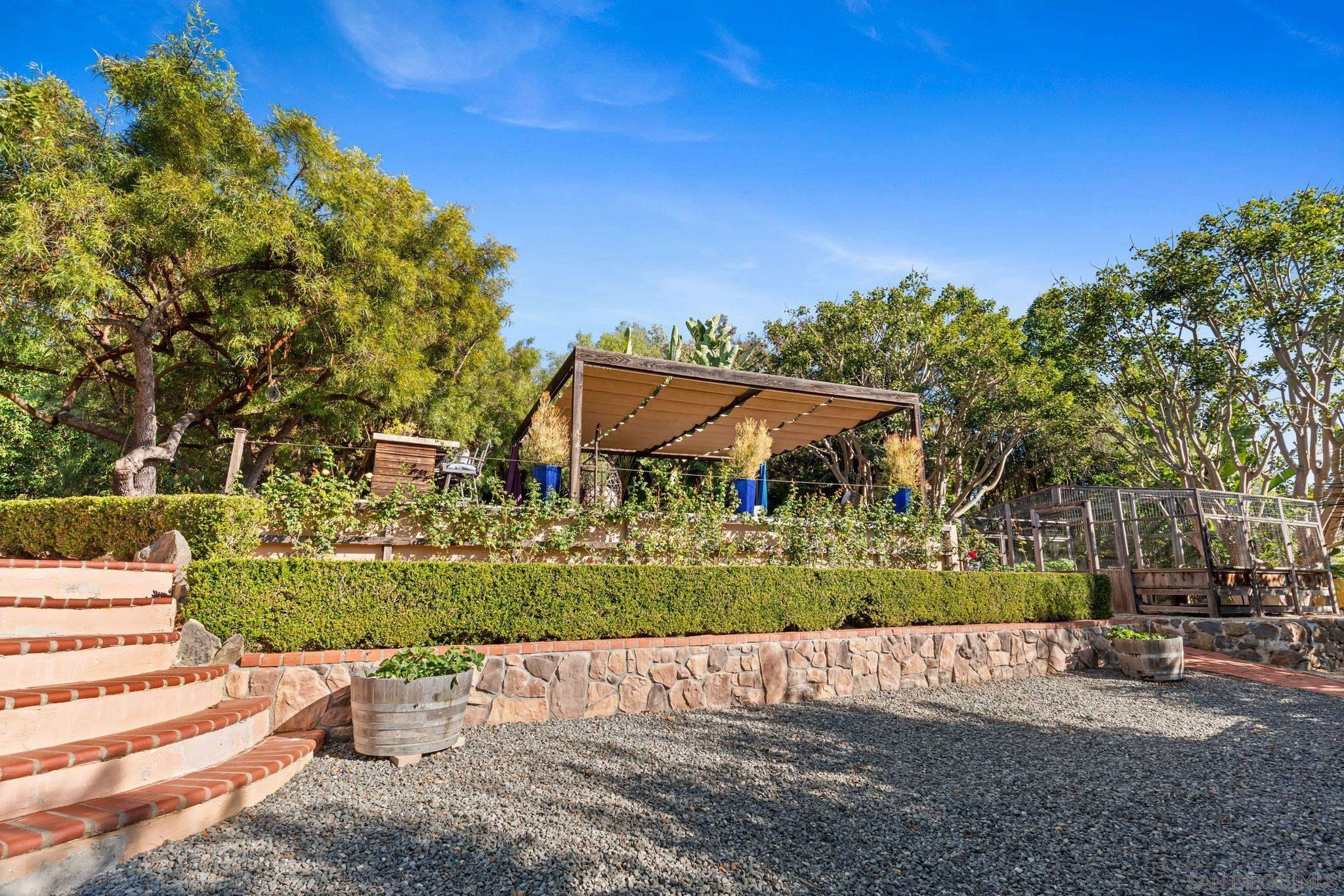 Detail Gallery Image 40 of 49 For 3369  Rocking Horse Cir, Encinitas,  CA 92024 - 5 Beds | 6/1 Baths