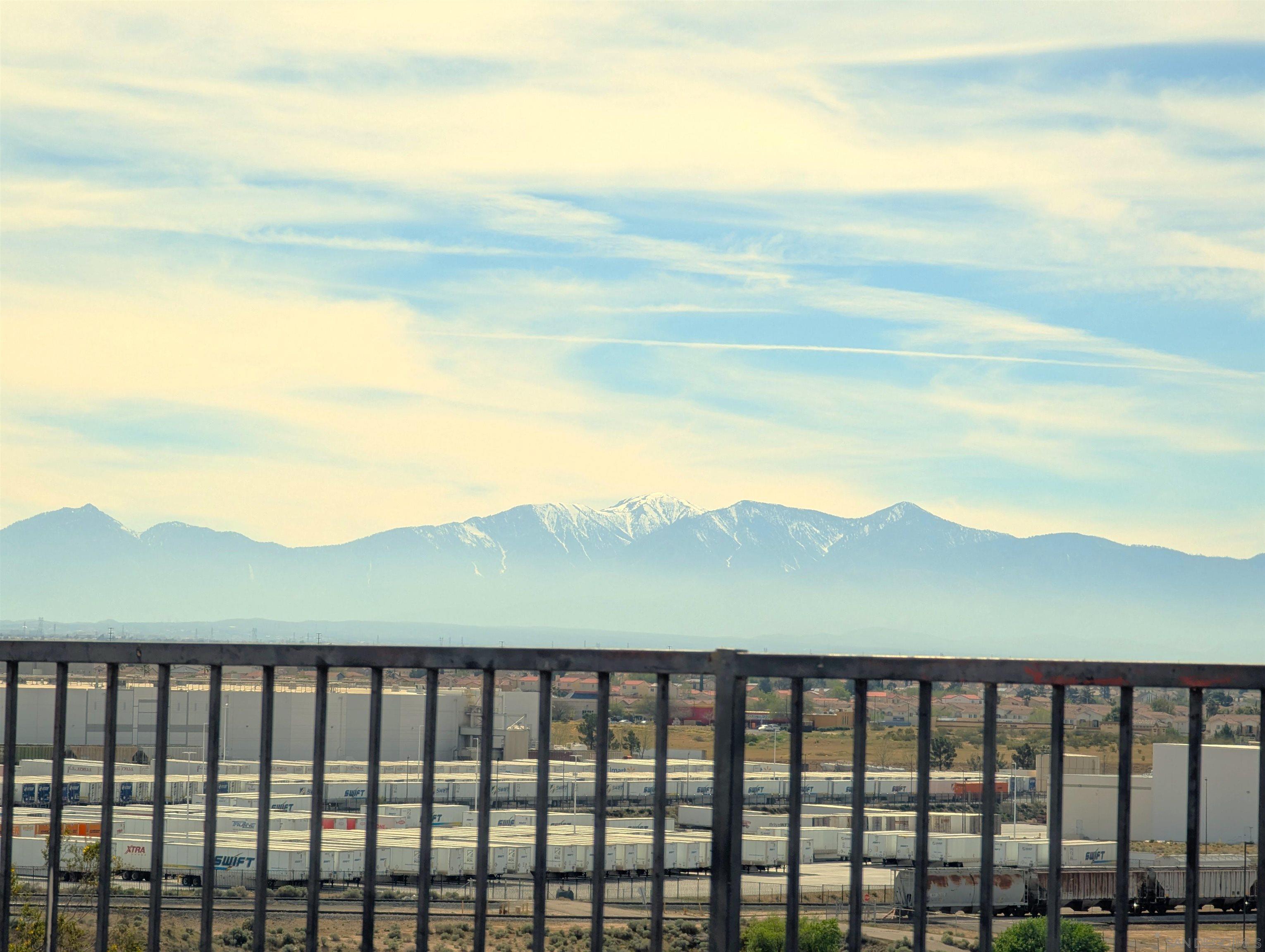 Detail Gallery Image 11 of 27 For 13254  High Mesa, Victorville,  CA 92395 - 3 Beds | 2 Baths