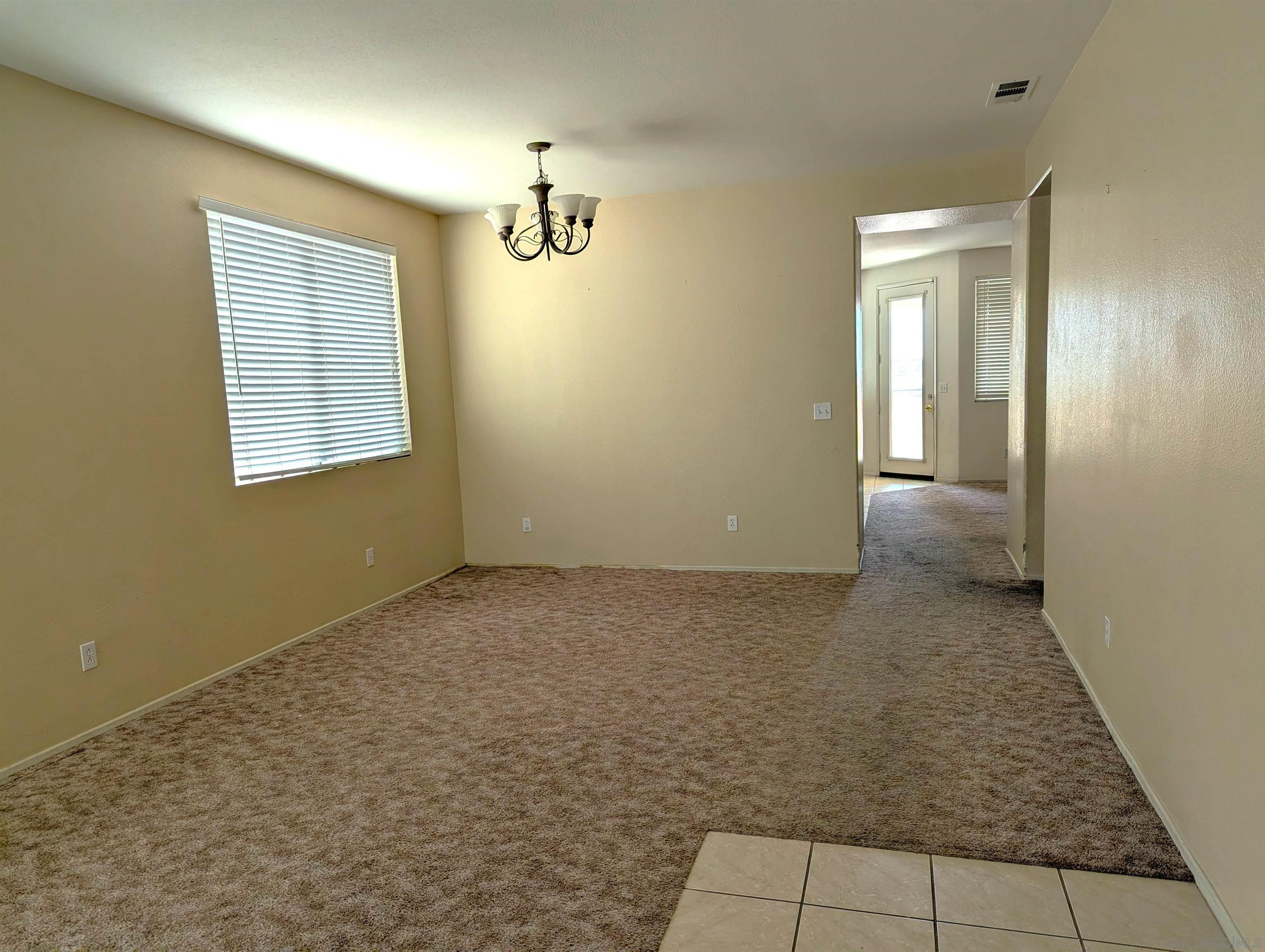 Detail Gallery Image 12 of 27 For 13254  High Mesa, Victorville,  CA 92395 - 3 Beds | 2 Baths