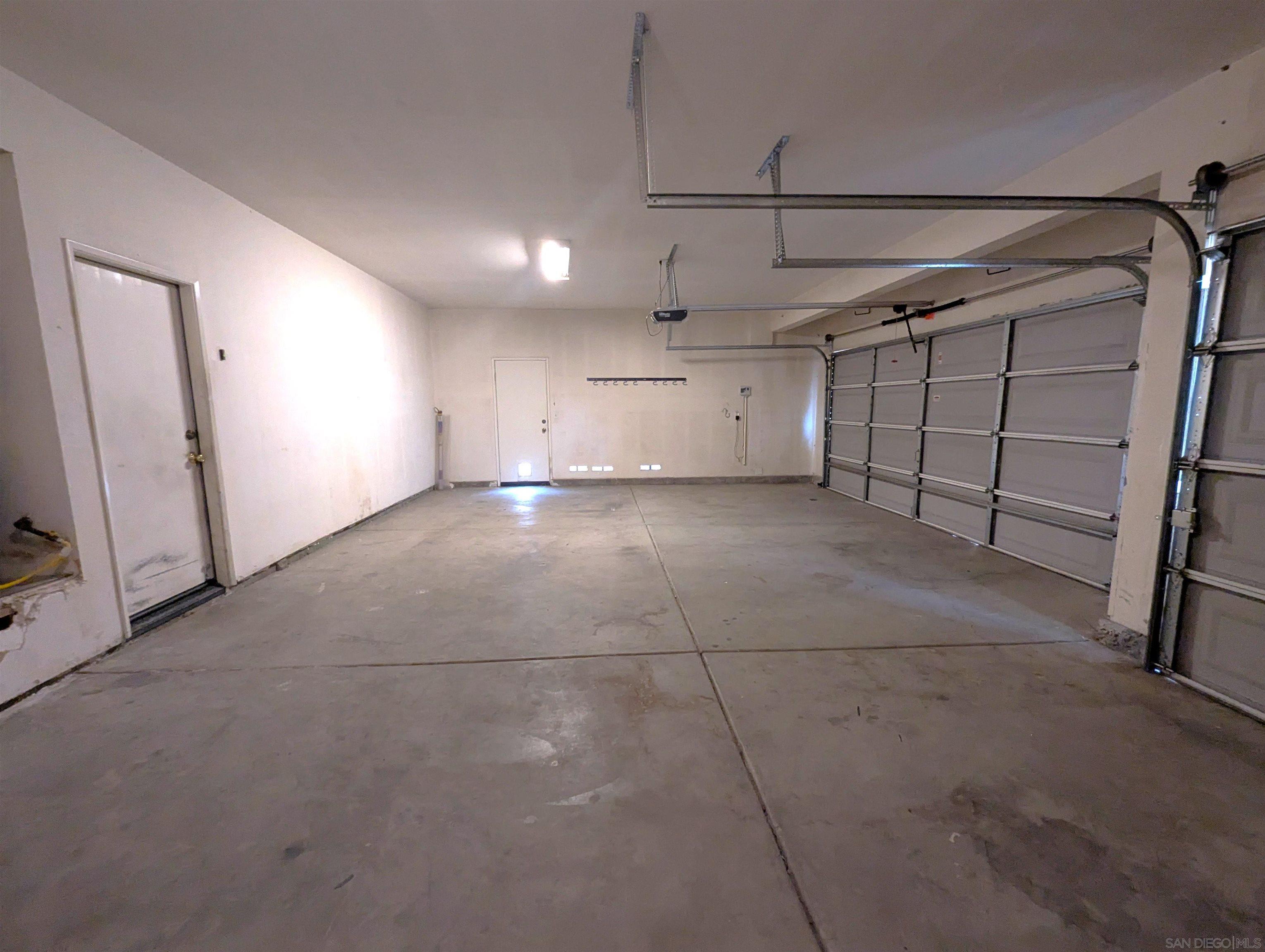 Detail Gallery Image 26 of 27 For 13254  High Mesa, Victorville,  CA 92395 - 3 Beds | 2 Baths