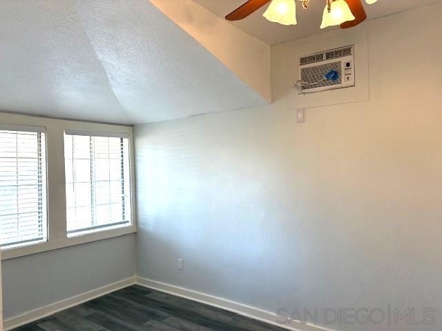 Detail Gallery Image 9 of 28 For 44624  Brawley Ave, Jacumba,  CA 91934 - 2 Beds | 1 Baths