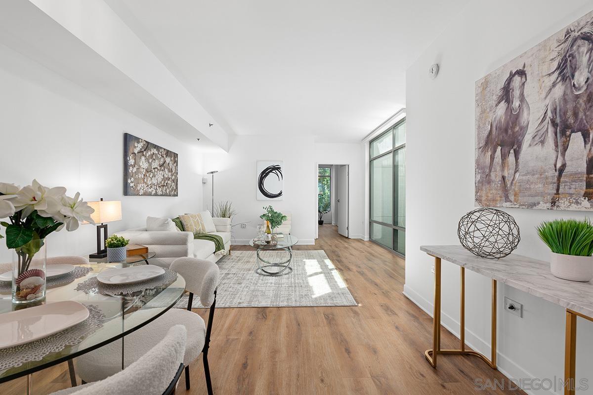 Detail Gallery Image 2 of 45 For 425 W Beech Street  #303,  San Diego,  CA 92101 - 2 Beds | 2 Baths