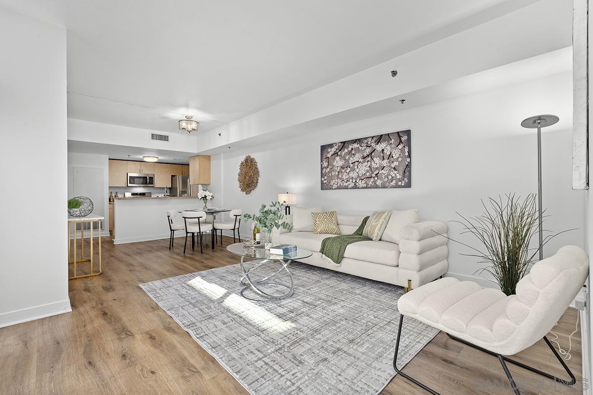 Detail Gallery Image 3 of 45 For 425 W Beech Street  #303,  San Diego,  CA 92101 - 2 Beds | 2 Baths