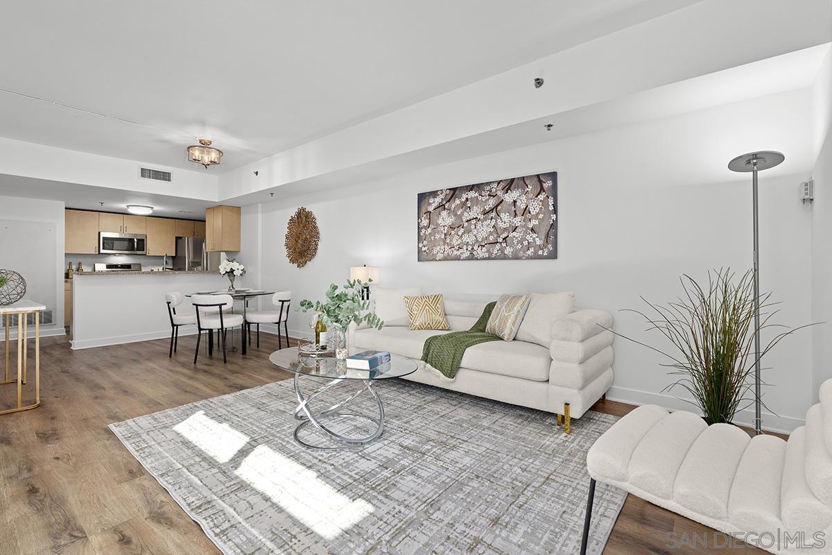 Detail Gallery Image 4 of 45 For 425 W Beech Street  #303,  San Diego,  CA 92101 - 2 Beds | 2 Baths