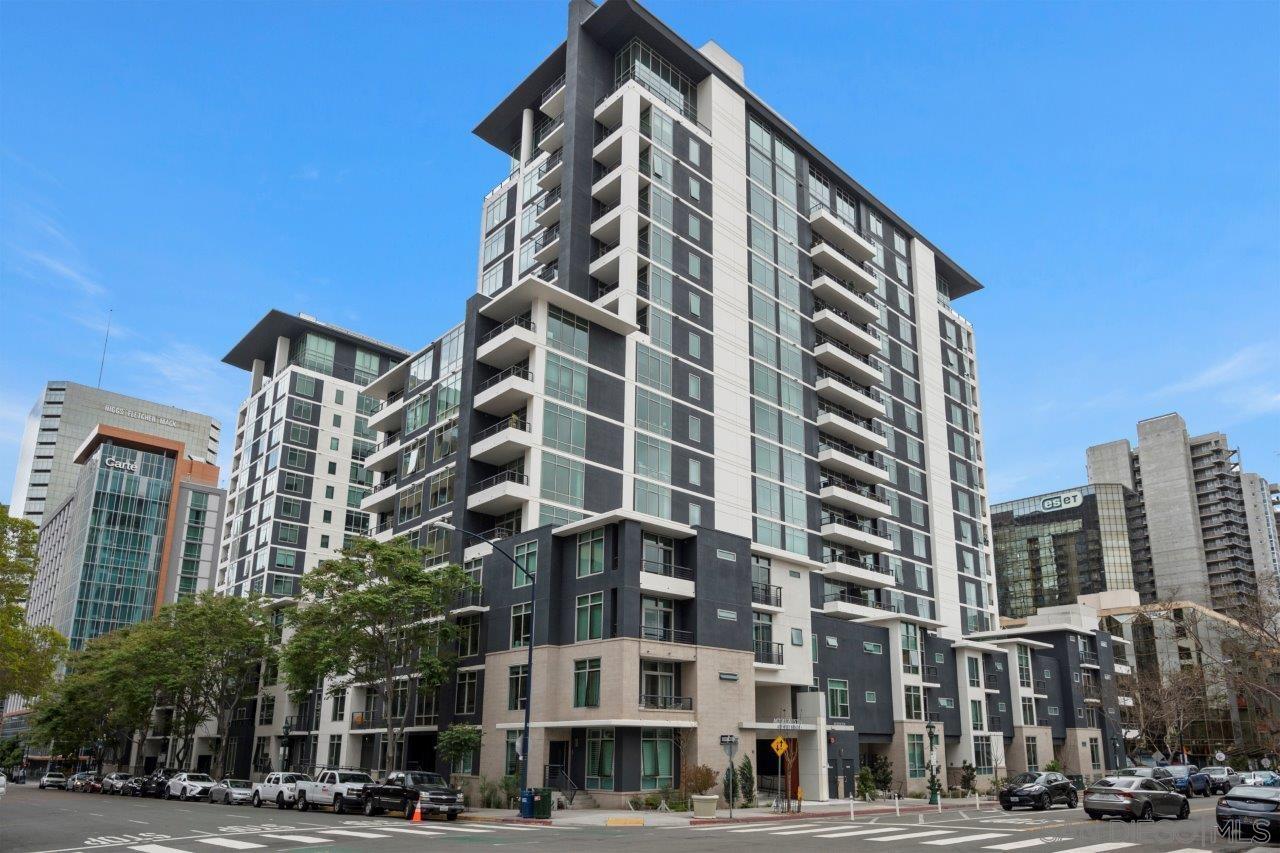 Detail Gallery Image 32 of 45 For 425 W Beech Street  #303,  San Diego,  CA 92101 - 2 Beds | 2 Baths