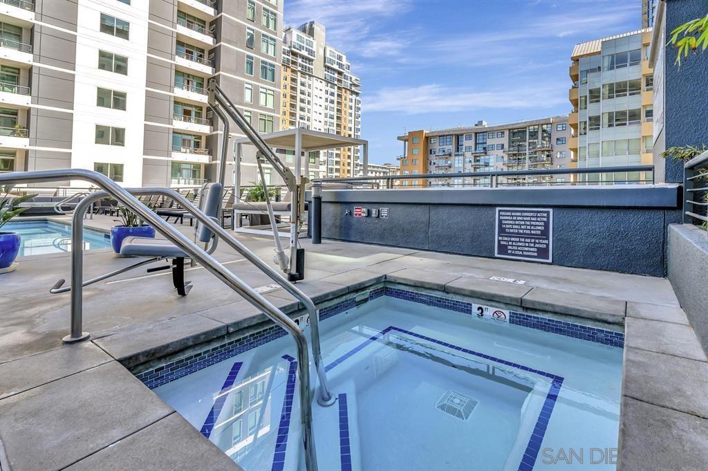 Detail Gallery Image 38 of 45 For 425 W Beech Street  #303,  San Diego,  CA 92101 - 2 Beds | 2 Baths