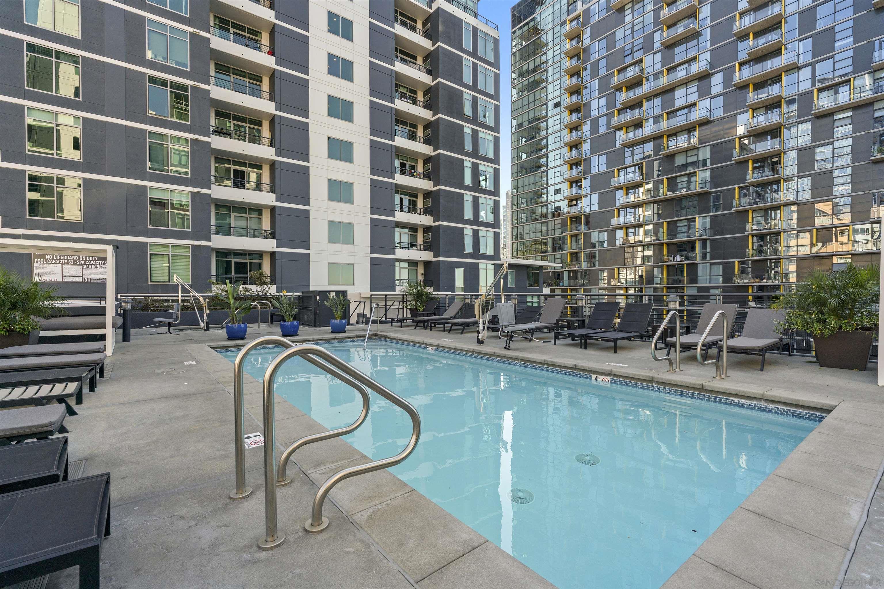 Detail Gallery Image 39 of 45 For 425 W Beech Street  #303,  San Diego,  CA 92101 - 2 Beds | 2 Baths