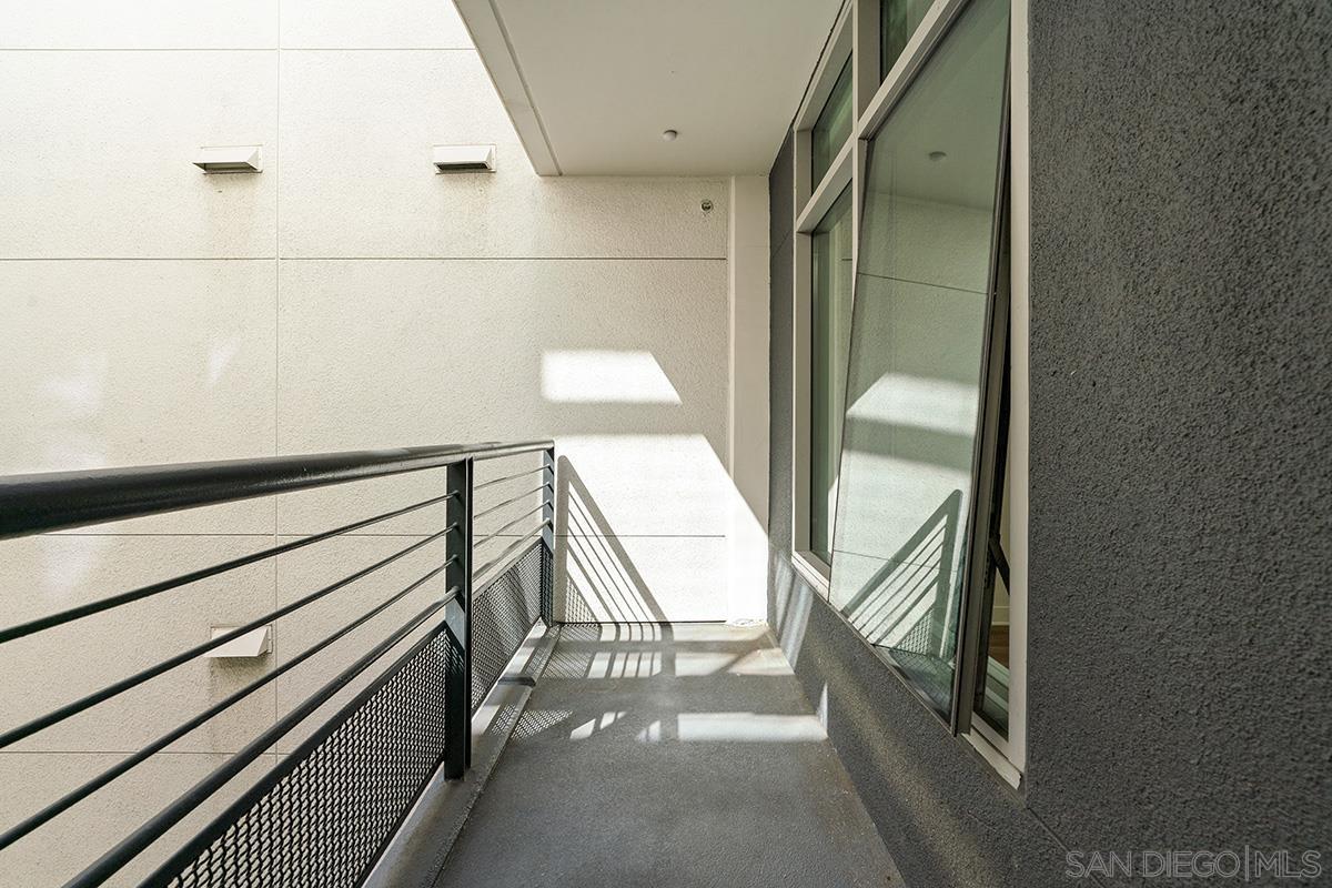 Detail Gallery Image 7 of 45 For 425 W Beech Street  #303,  San Diego,  CA 92101 - 2 Beds | 2 Baths