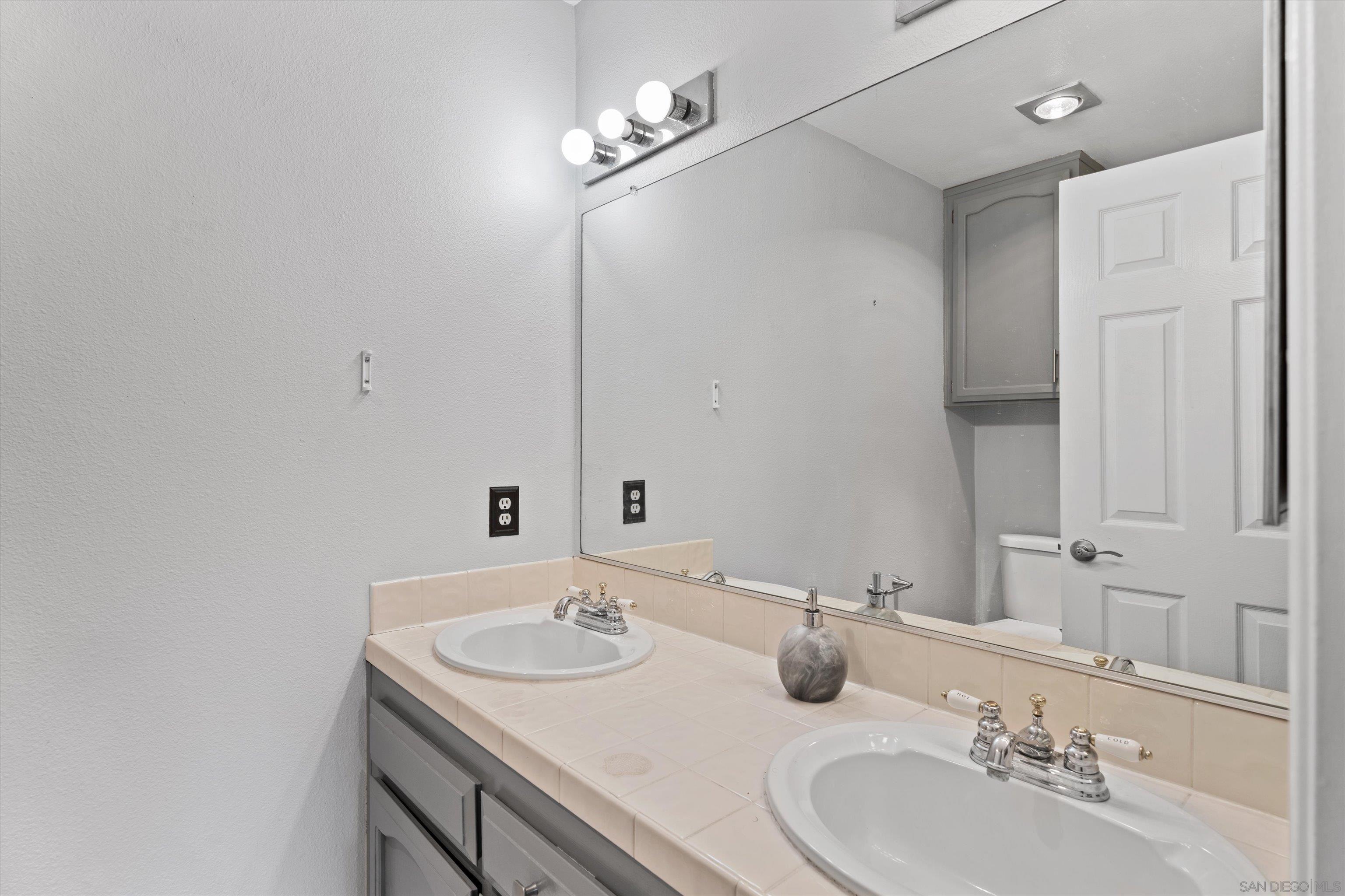 Detail Gallery Image 20 of 25 For 4514  51st  #2,  San Diego,  CA 92115 - 2 Beds | 2 Baths