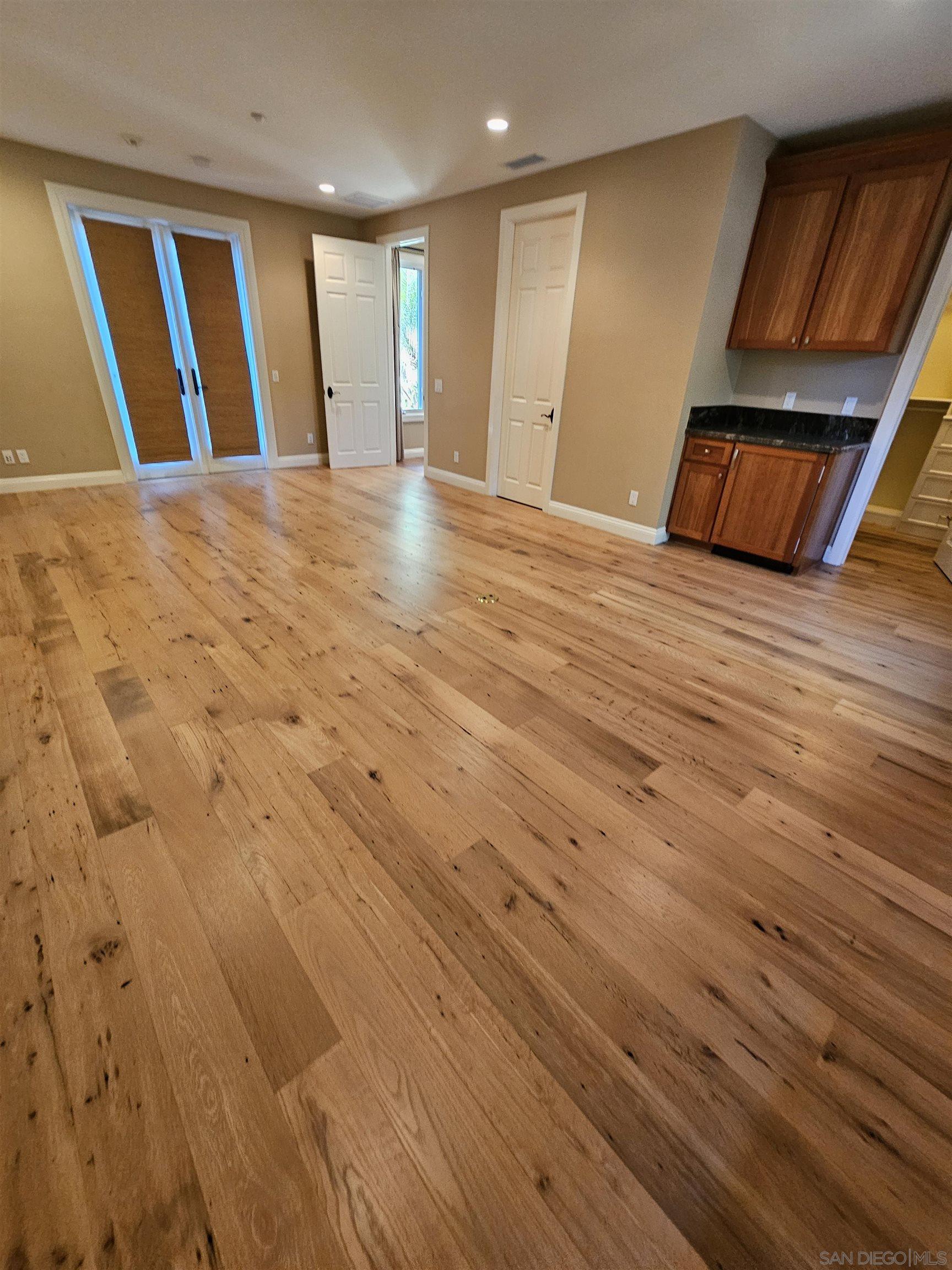 Detail Gallery Image 21 of 32 For 8418  Run of the Knolls, San Diego,  CA 92127 - 5 Beds | 5/1 Baths