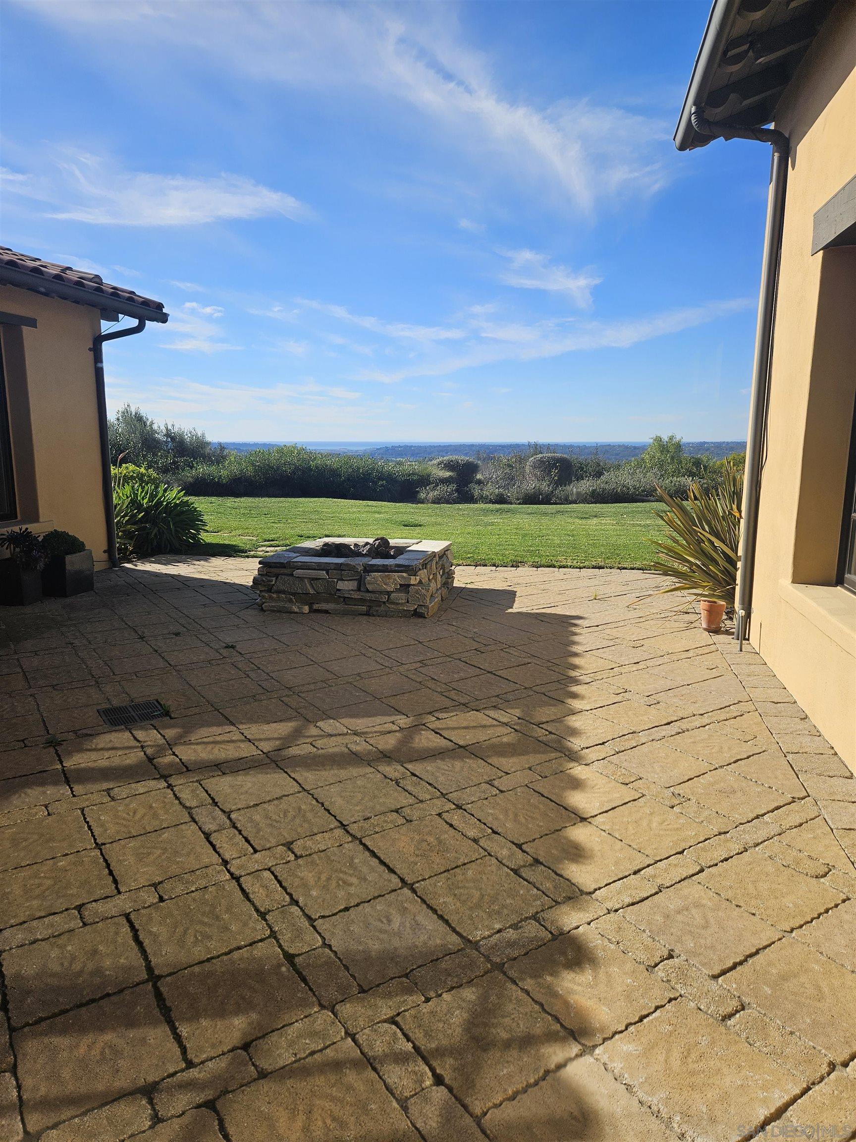 Detail Gallery Image 28 of 32 For 8418  Run of the Knolls, San Diego,  CA 92127 - 5 Beds | 5/1 Baths