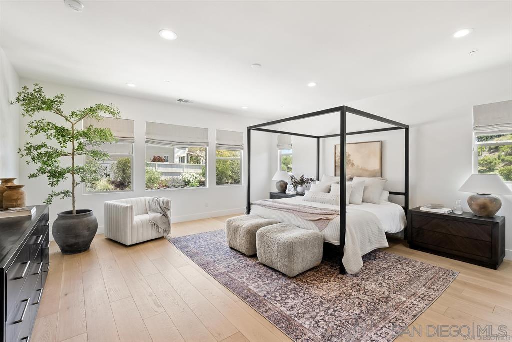 Detail Gallery Image 20 of 44 For 2984  Hayloft Pl, Escondido,  CA 92029 - 6 Beds | 4/1 Baths