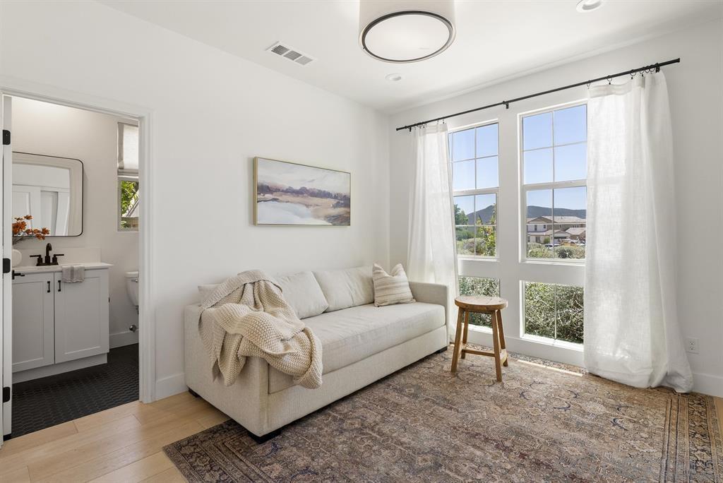 Detail Gallery Image 25 of 44 For 2984  Hayloft Pl, Escondido,  CA 92029 - 6 Beds | 4/1 Baths