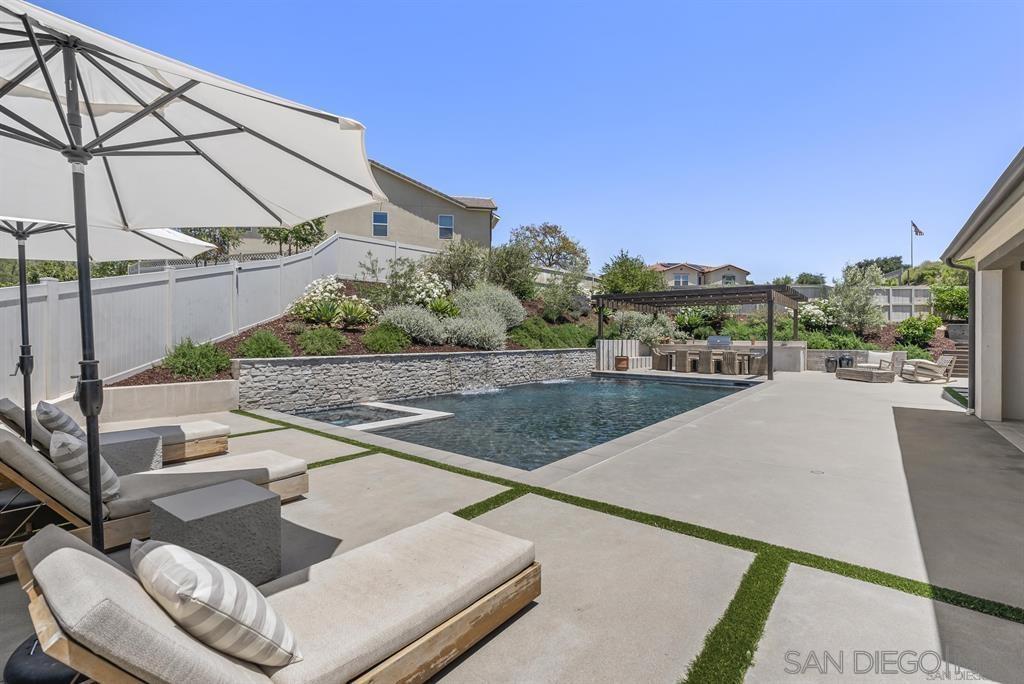 Detail Gallery Image 34 of 44 For 2984  Hayloft Pl, Escondido,  CA 92029 - 6 Beds | 4/1 Baths