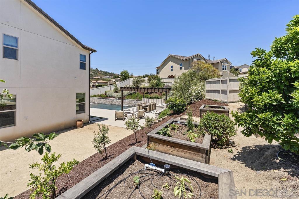 Detail Gallery Image 36 of 44 For 2984  Hayloft Pl, Escondido,  CA 92029 - 6 Beds | 4/1 Baths