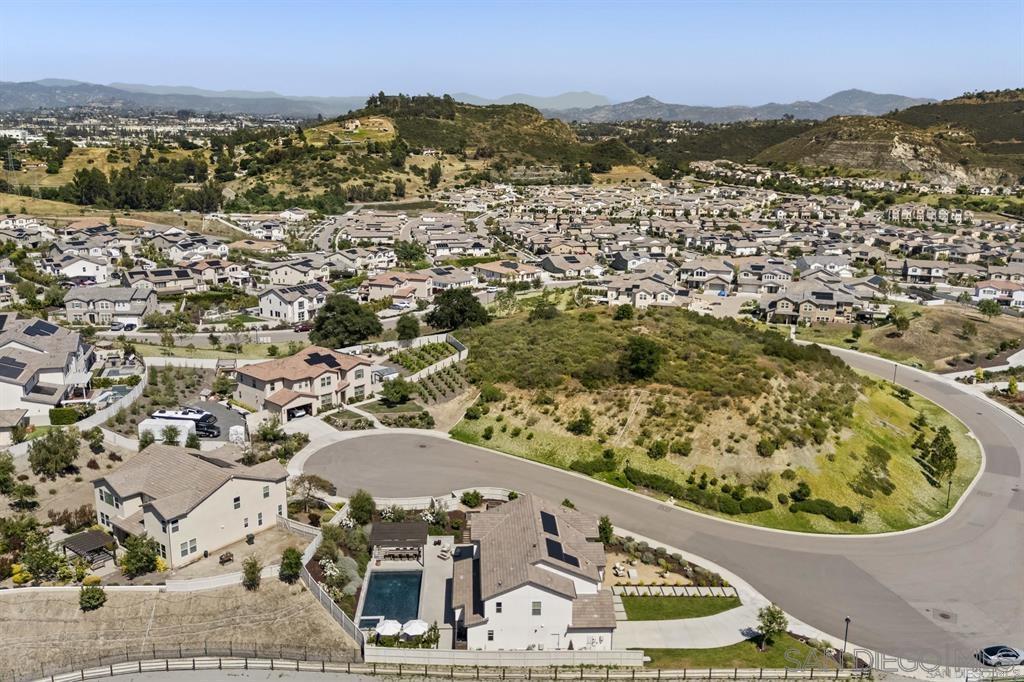 Detail Gallery Image 39 of 44 For 2984  Hayloft Pl, Escondido,  CA 92029 - 6 Beds | 4/1 Baths