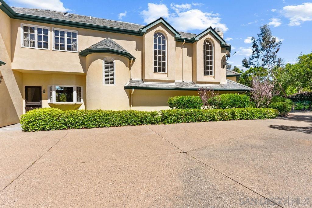 Detail Gallery Image 15 of 52 For 14104  Dalia Drive, Rancho Santa Fe,  CA 92067 - 4 Beds | 4/1 Baths