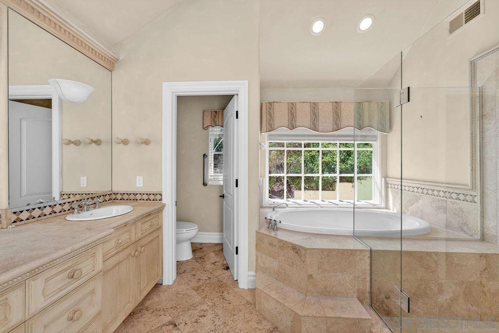 Detail Gallery Image 31 of 52 For 14104  Dalia Drive, Rancho Santa Fe,  CA 92067 - 4 Beds | 4/1 Baths