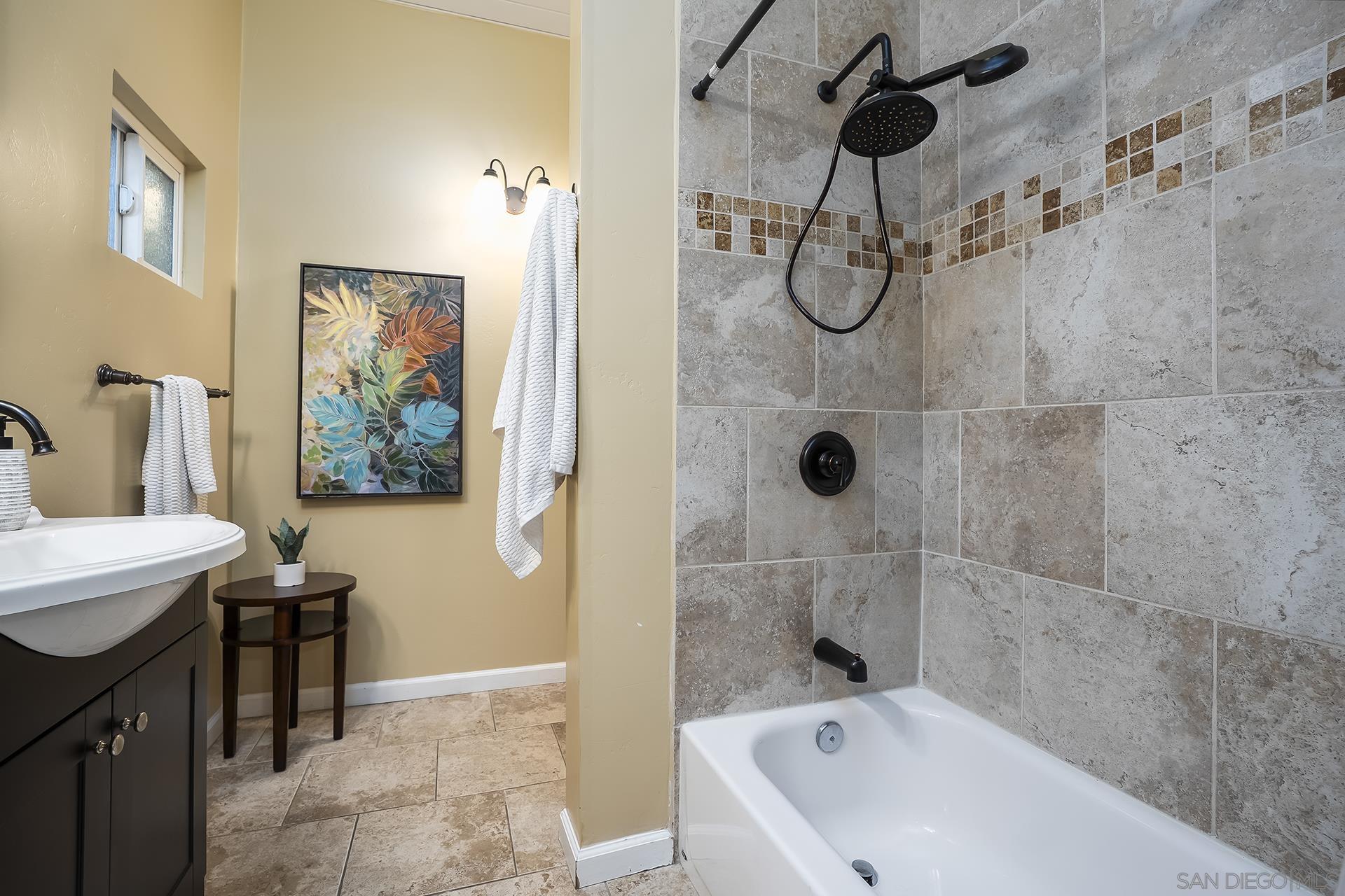 Detail Gallery Image 32 of 71 For 3661  Leland St, San Diego,  CA 92106 - 4 Beds | 2 Baths
