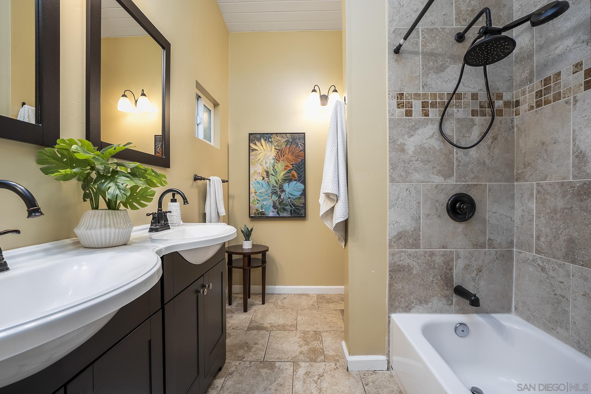 Detail Gallery Image 34 of 71 For 3661  Leland St, San Diego,  CA 92106 - 4 Beds | 2 Baths