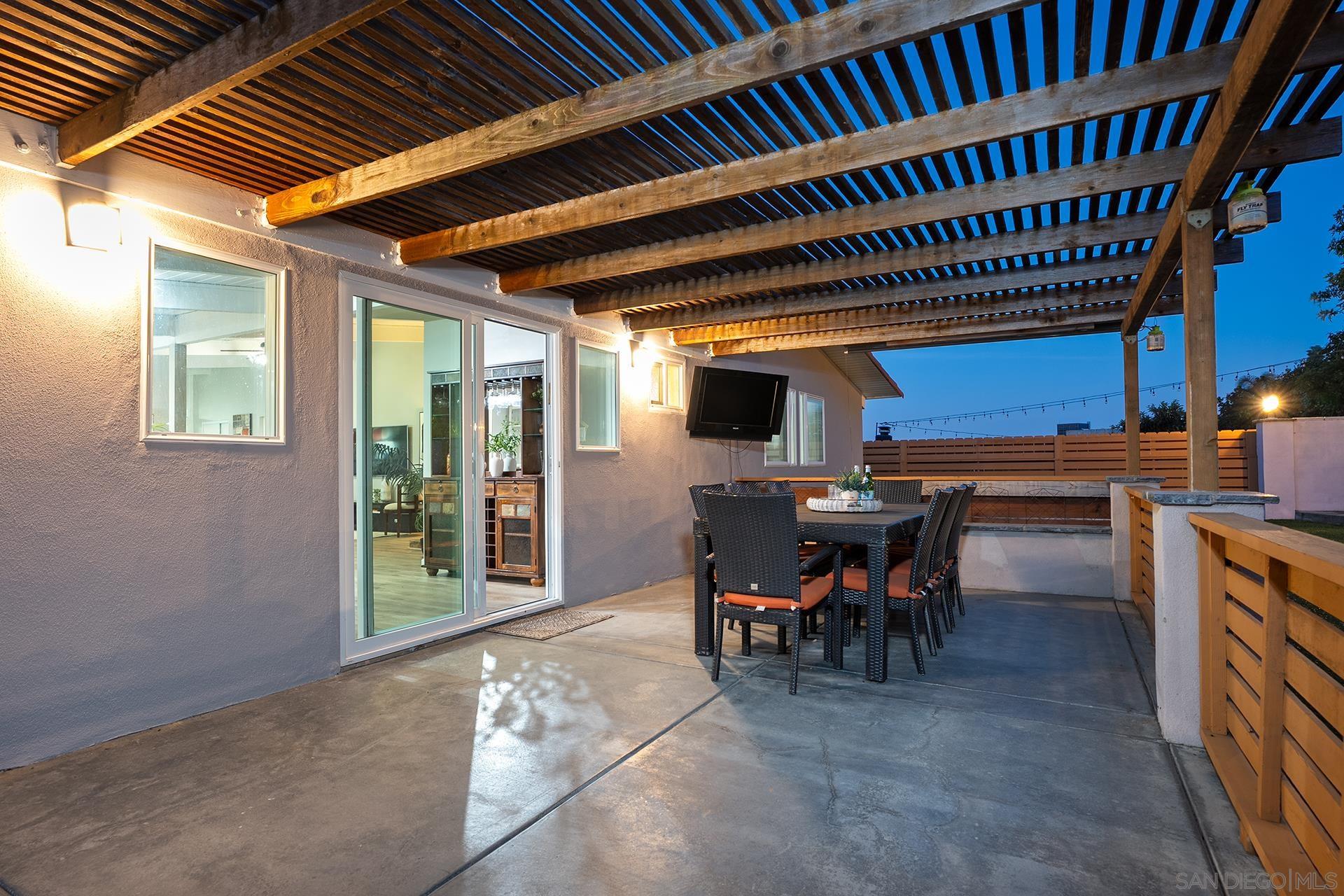 Detail Gallery Image 36 of 71 For 3661  Leland St, San Diego,  CA 92106 - 4 Beds | 2 Baths