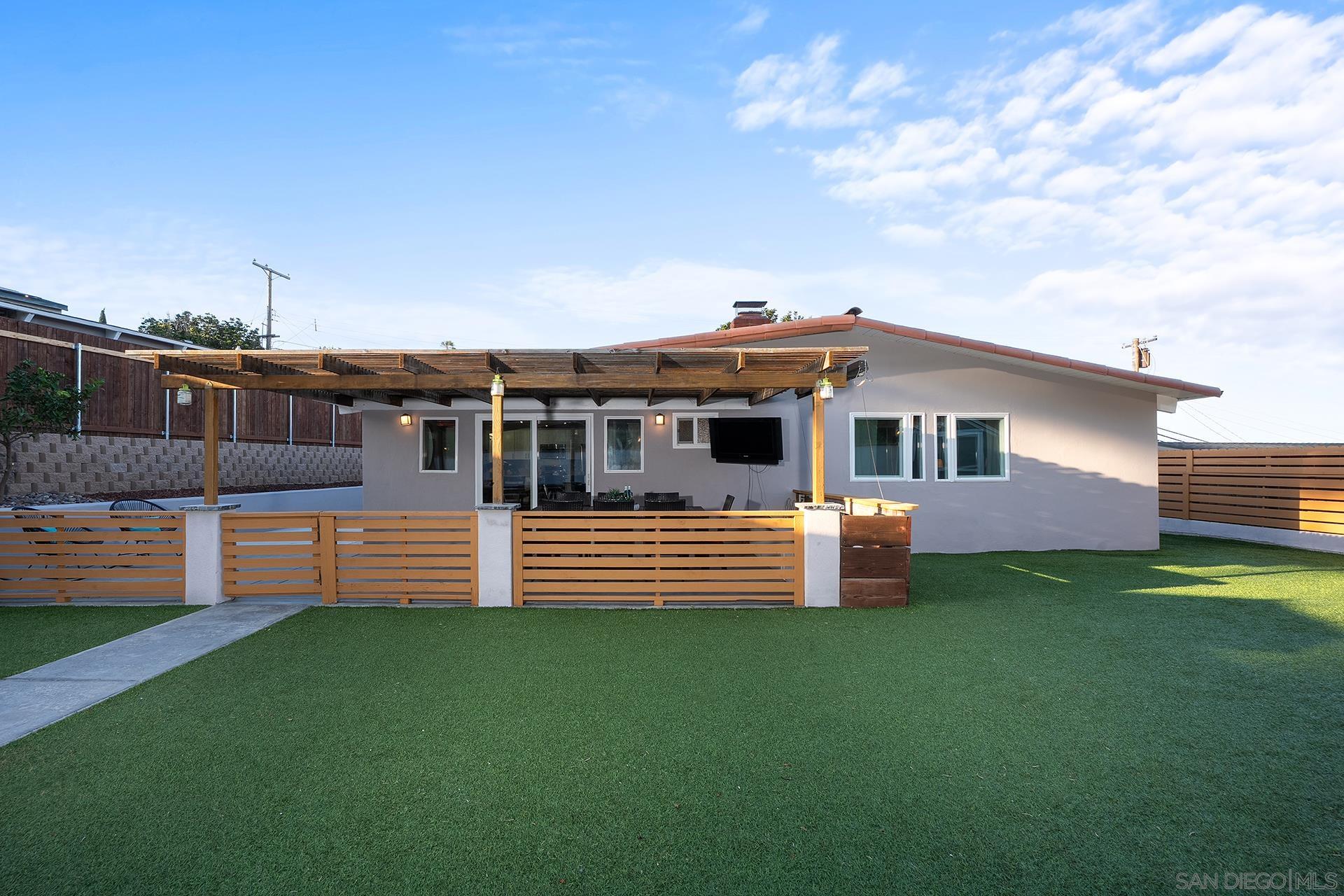 Detail Gallery Image 56 of 71 For 3661  Leland St, San Diego,  CA 92106 - 4 Beds | 2 Baths