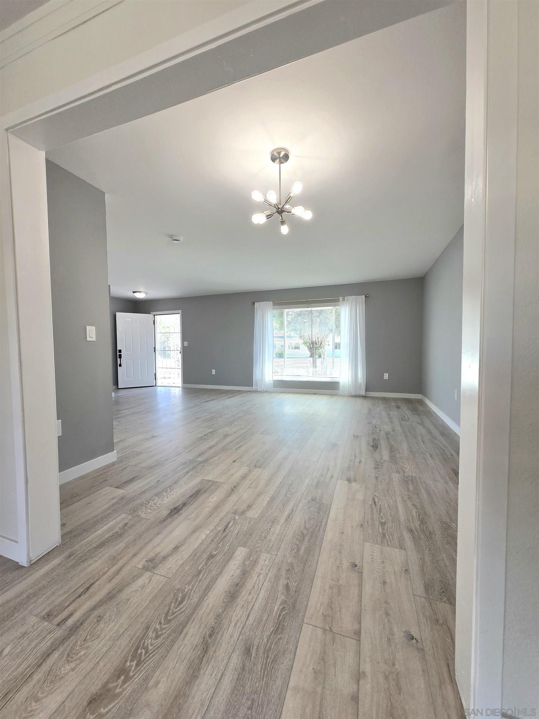 Detail Gallery Image 17 of 30 For 27102  Capilano, Sun City,  CA 92586 - 2 Beds | 1 Baths