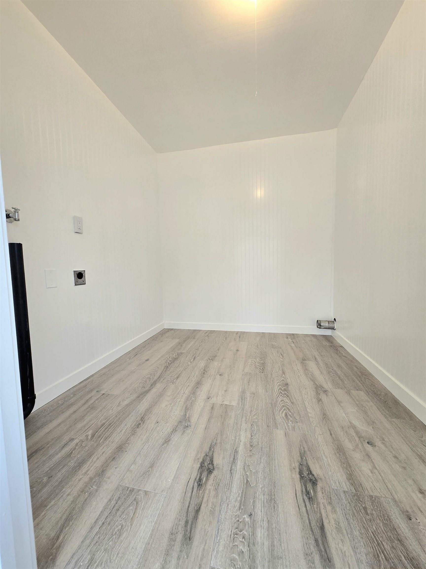 Detail Gallery Image 23 of 30 For 27102  Capilano, Sun City,  CA 92586 - 2 Beds | 1 Baths