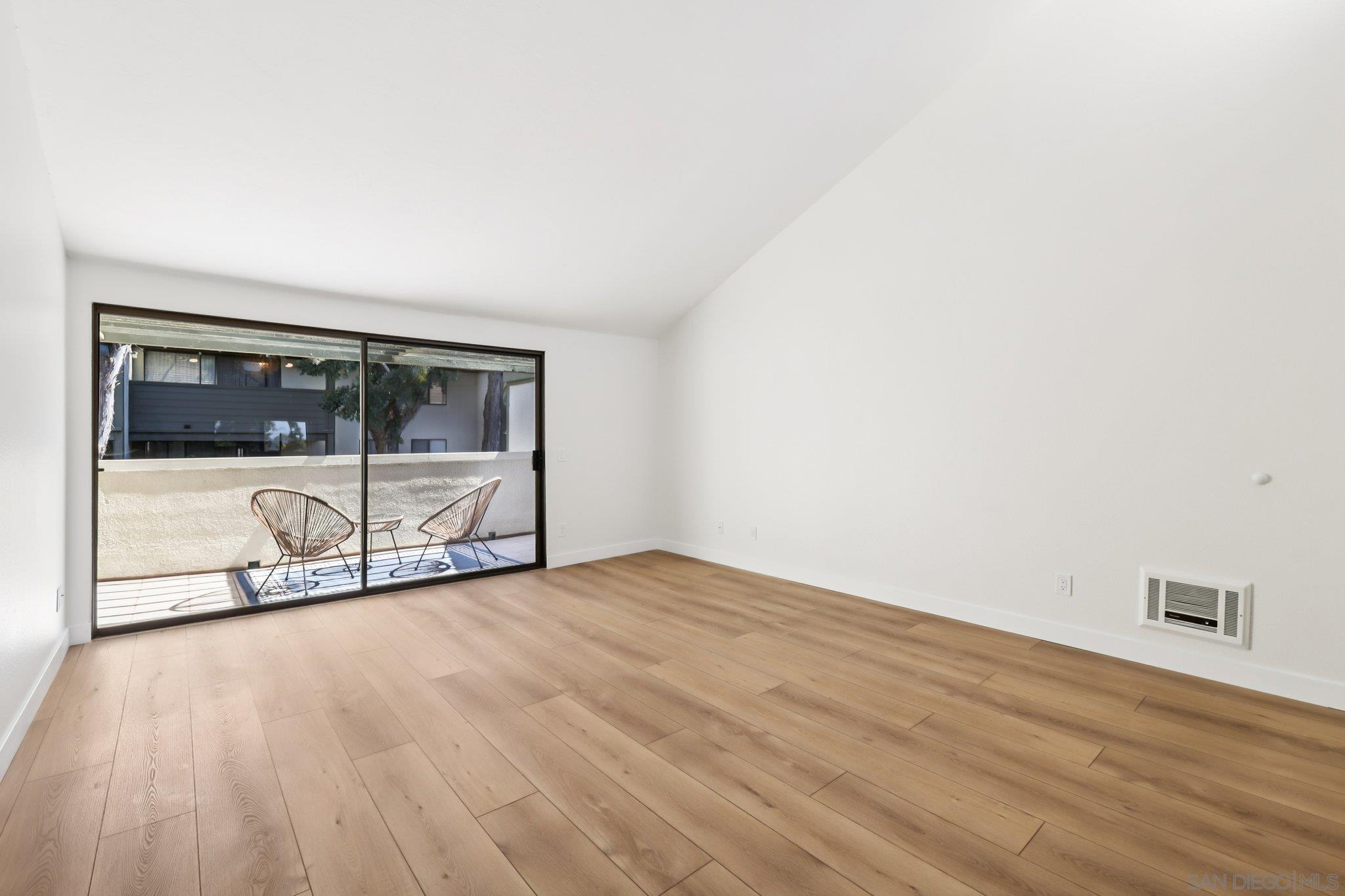 Detail Gallery Image 2 of 48 For 6184  Agee St  #186,  San Diego,  CA 92122 - 2 Beds | 1 Baths