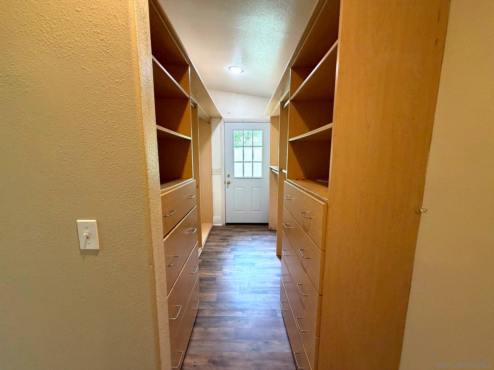 Detail Gallery Image 21 of 32 For 469  Lado De Loma Dr., Vista,  CA 92083 - 4 Beds | 2 Baths