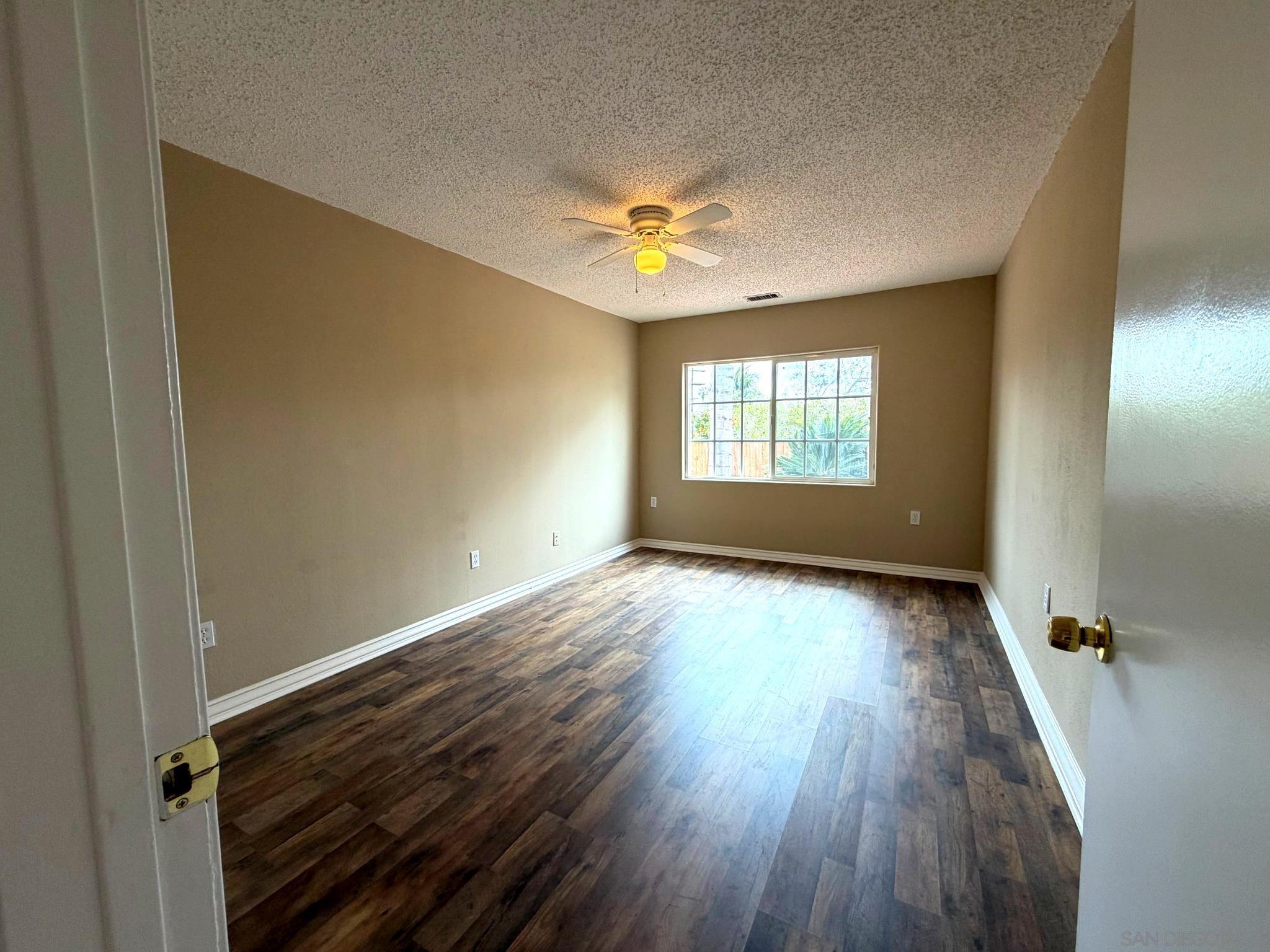 Detail Gallery Image 25 of 32 For 469  Lado De Loma Dr., Vista,  CA 92083 - 4 Beds | 2 Baths