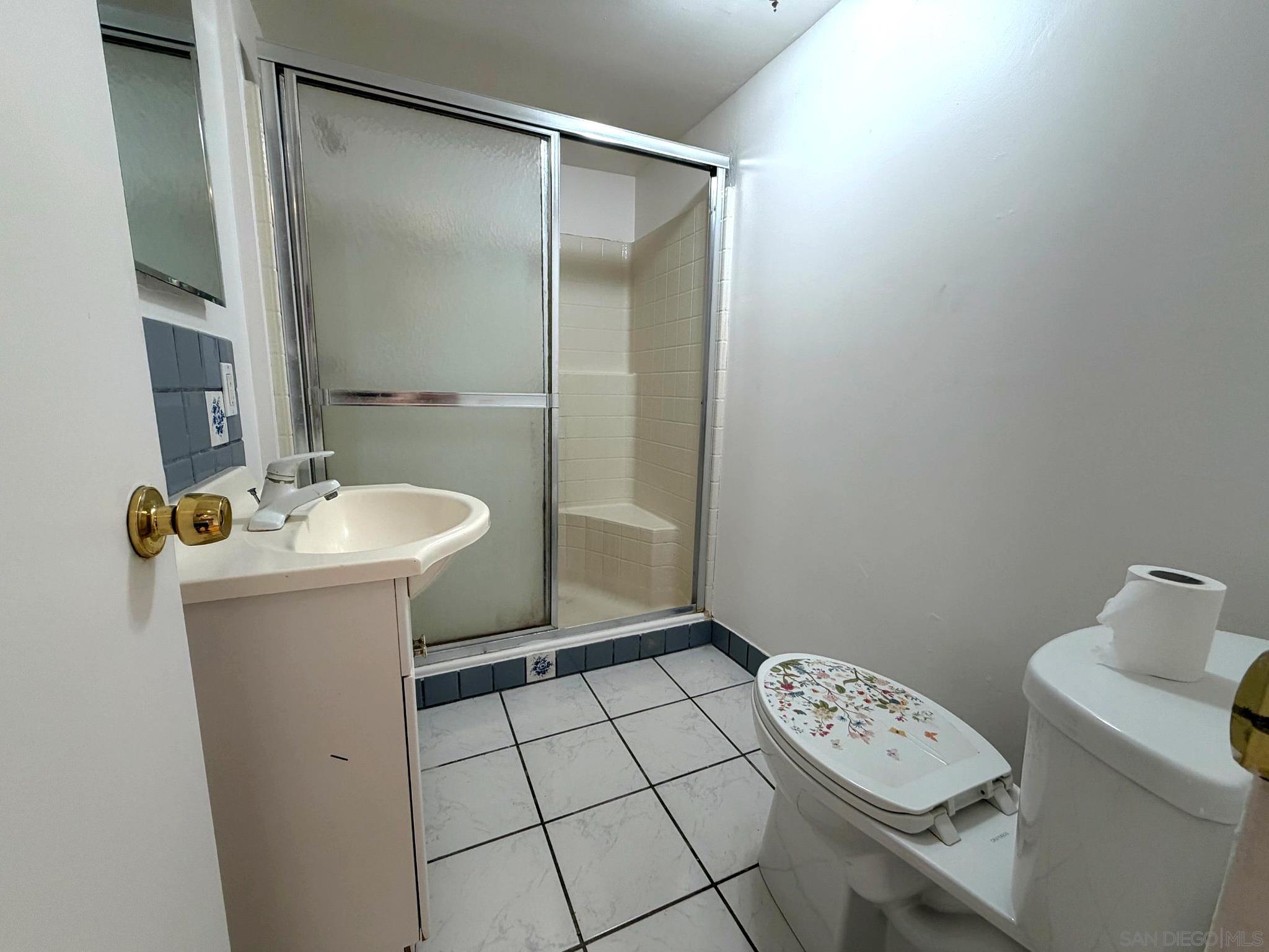 Detail Gallery Image 28 of 32 For 469  Lado De Loma Dr., Vista,  CA 92083 - 4 Beds | 2 Baths