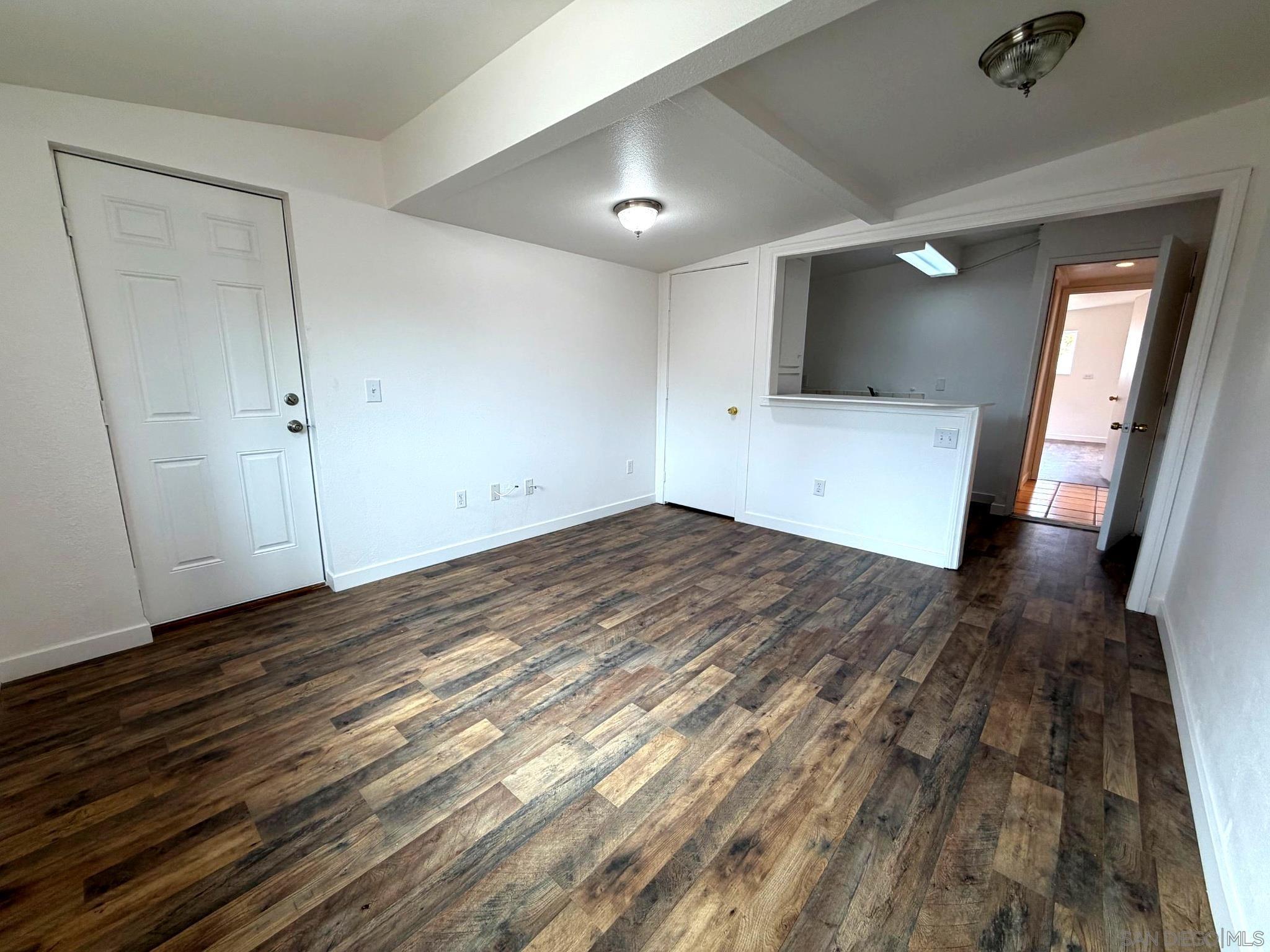 Detail Gallery Image 30 of 32 For 469  Lado De Loma Dr., Vista,  CA 92083 - 4 Beds | 2 Baths