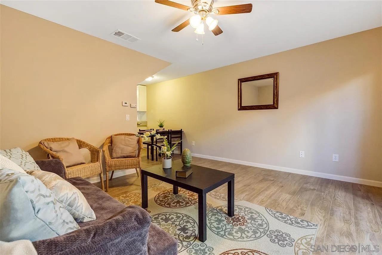 Detail Gallery Image 12 of 21 For 4331  53rd St  #5,  San Diego,  CA 92115 - 2 Beds | 1/1 Baths