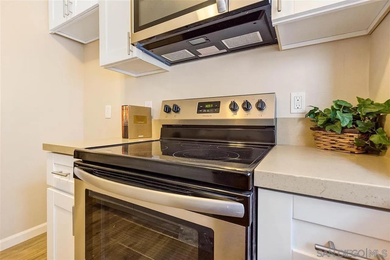 Detail Gallery Image 6 of 21 For 4331  53rd St  #5,  San Diego,  CA 92115 - 2 Beds | 1/1 Baths