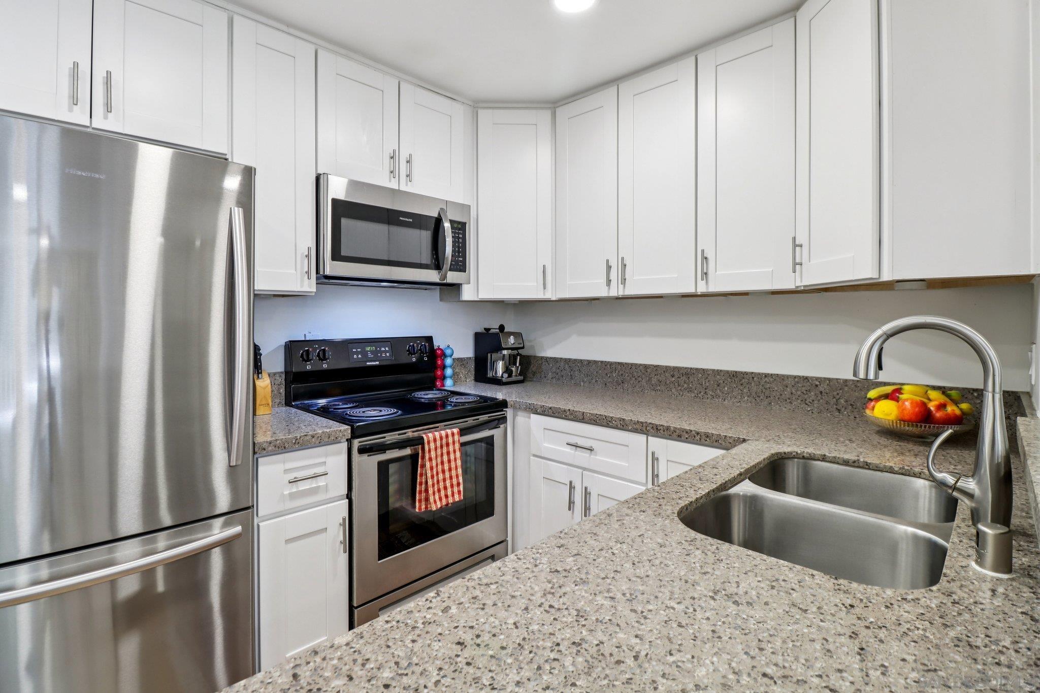 Detail Gallery Image 12 of 42 For 1775  Diamond  #1-136,  San Diego,  CA 92109 - 1 Beds | 1 Baths