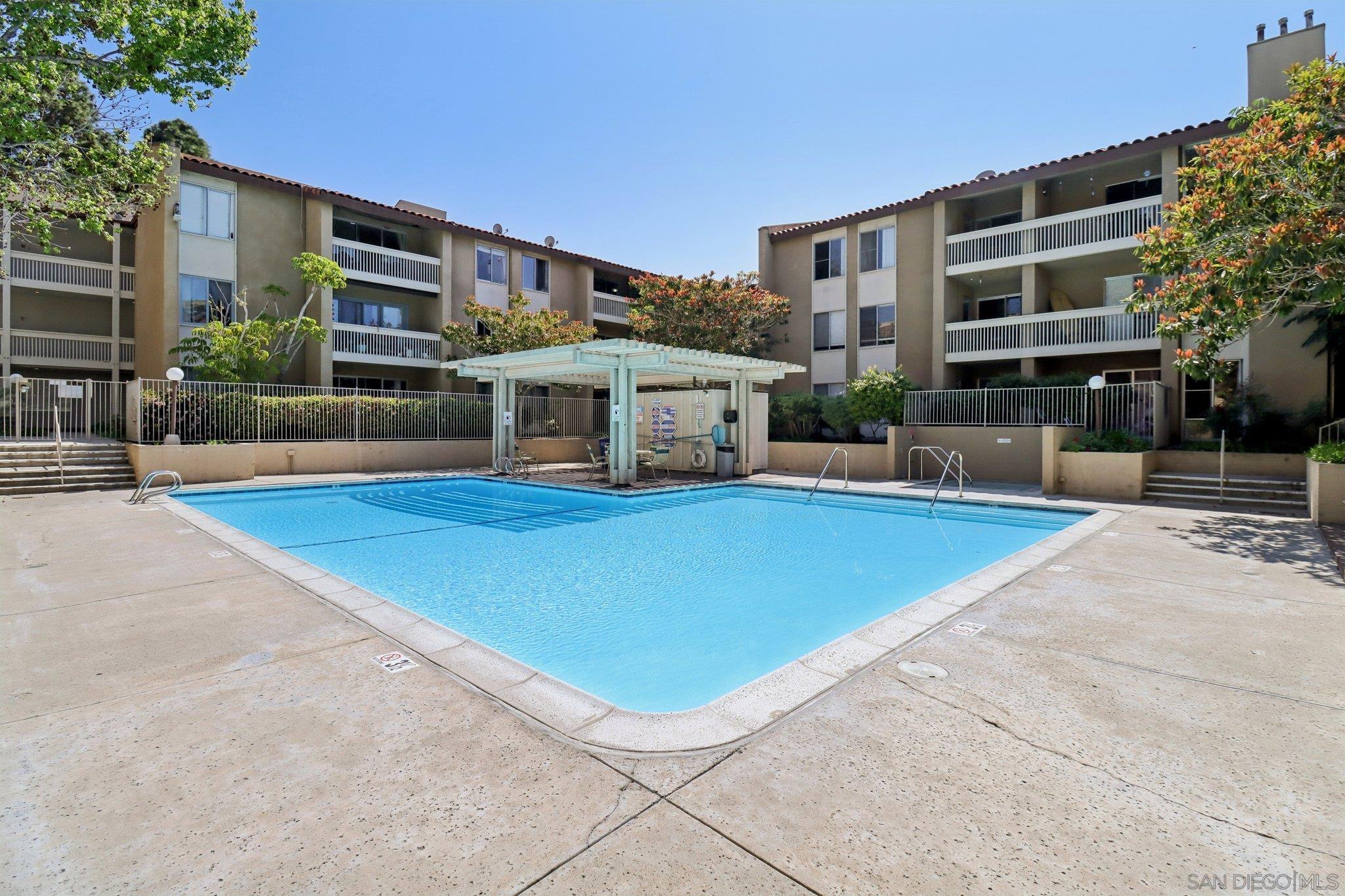 Detail Gallery Image 30 of 42 For 1775  Diamond  #1-136,  San Diego,  CA 92109 - 1 Beds | 1 Baths