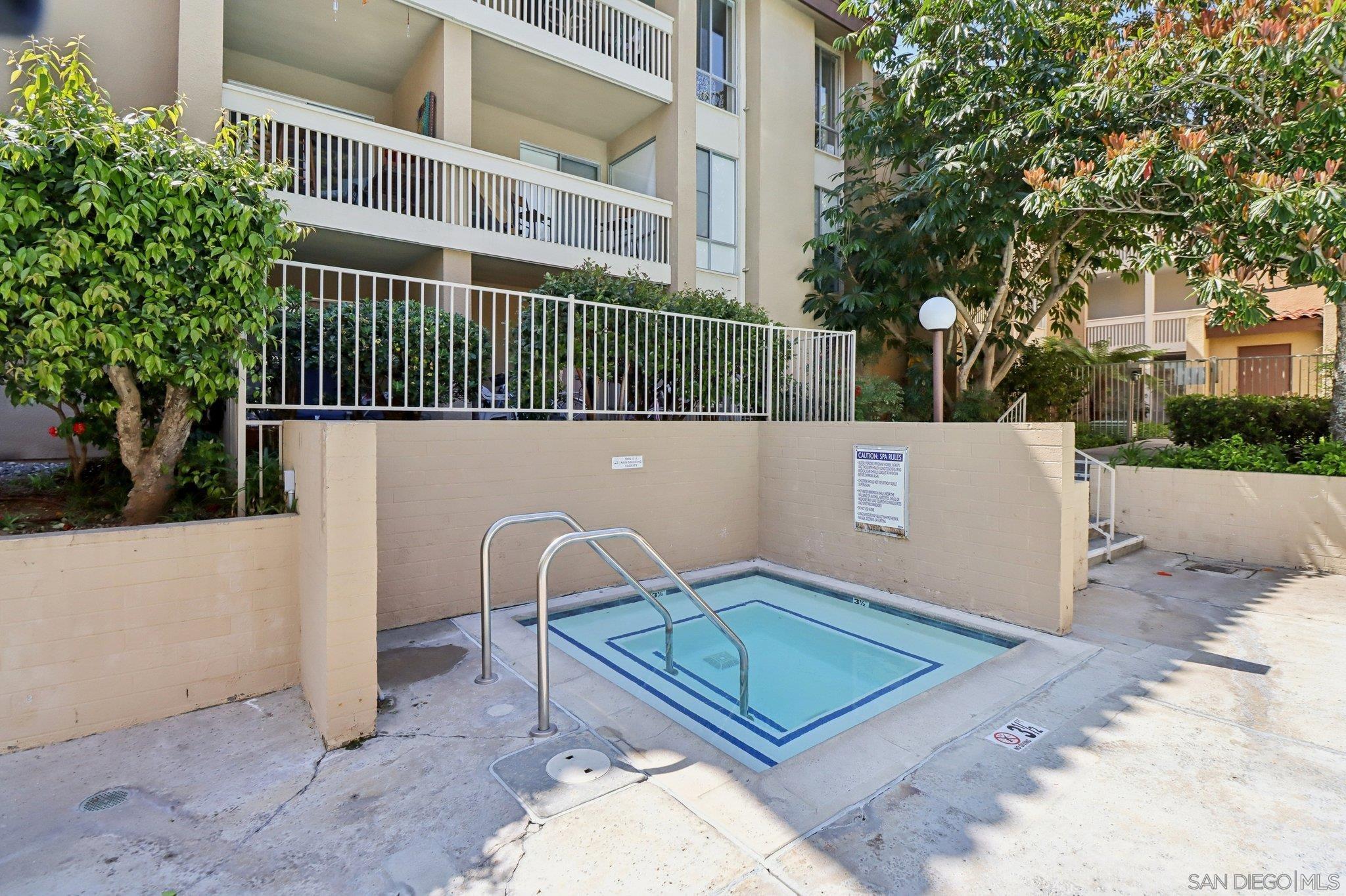 Detail Gallery Image 32 of 42 For 1775  Diamond  #1-136,  San Diego,  CA 92109 - 1 Beds | 1 Baths