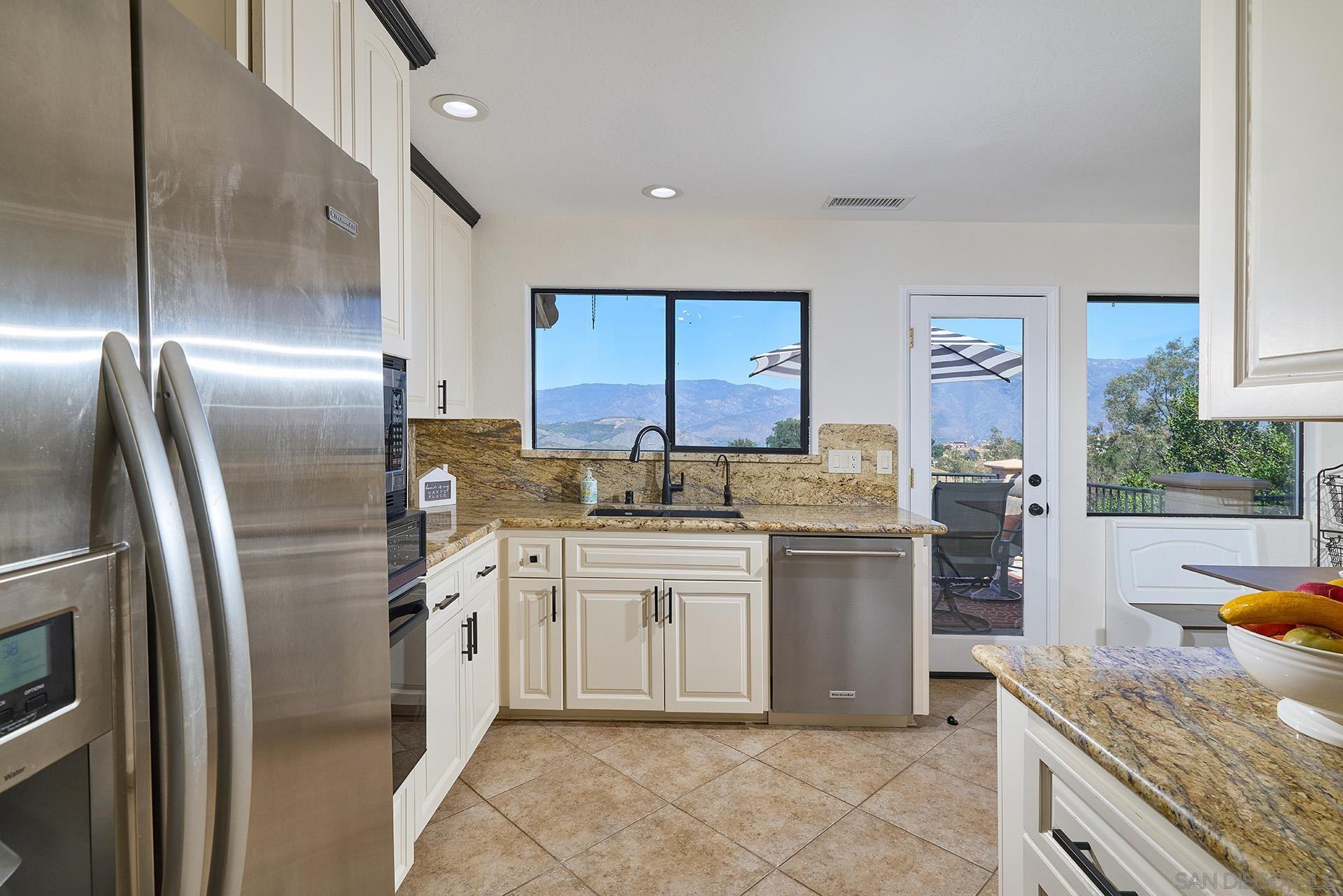 Detail Gallery Image 13 of 44 For 13588  Mcnally, Valley Center,  CA 92082 - 3 Beds | 2 Baths