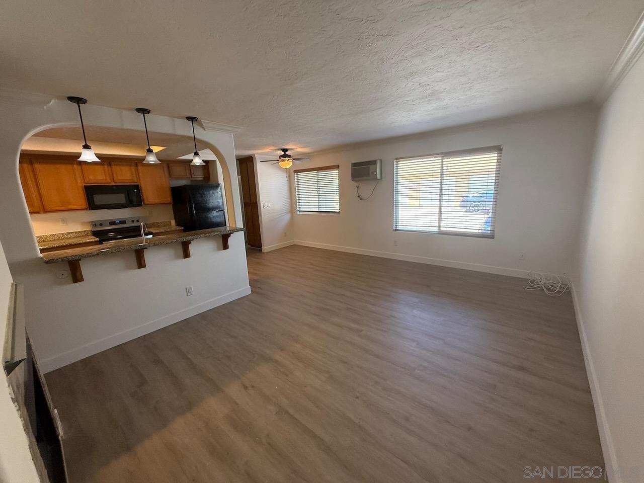 Detail Gallery Image 3 of 11 For 4230  48th  #6,  San Diego,  CA 92115 - 2 Beds | 1 Baths