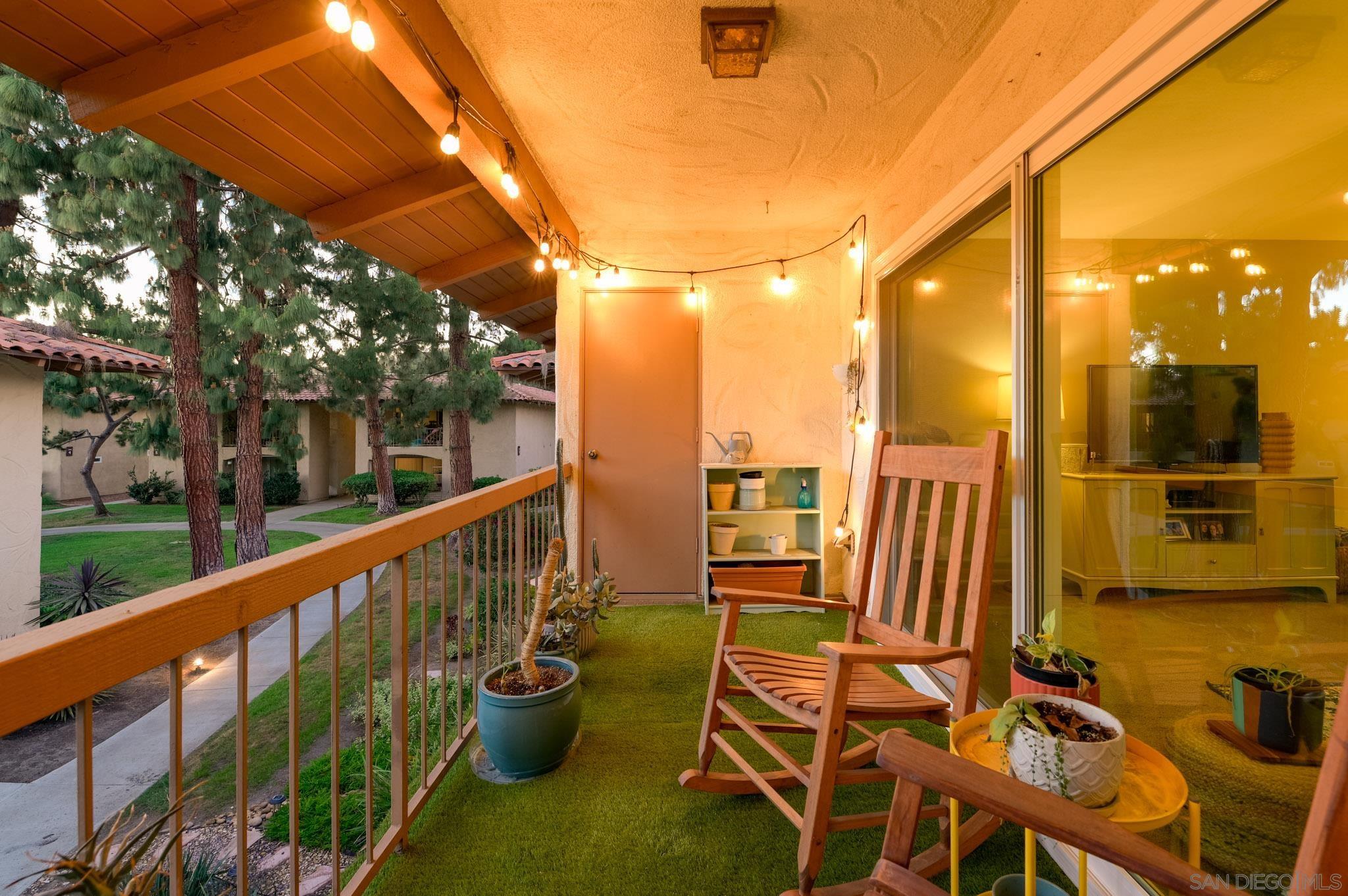 Detail Gallery Image 17 of 28 For 6029  Rancho Mission  #201,  San Diego,  CA 92108 - 2 Beds | 2 Baths