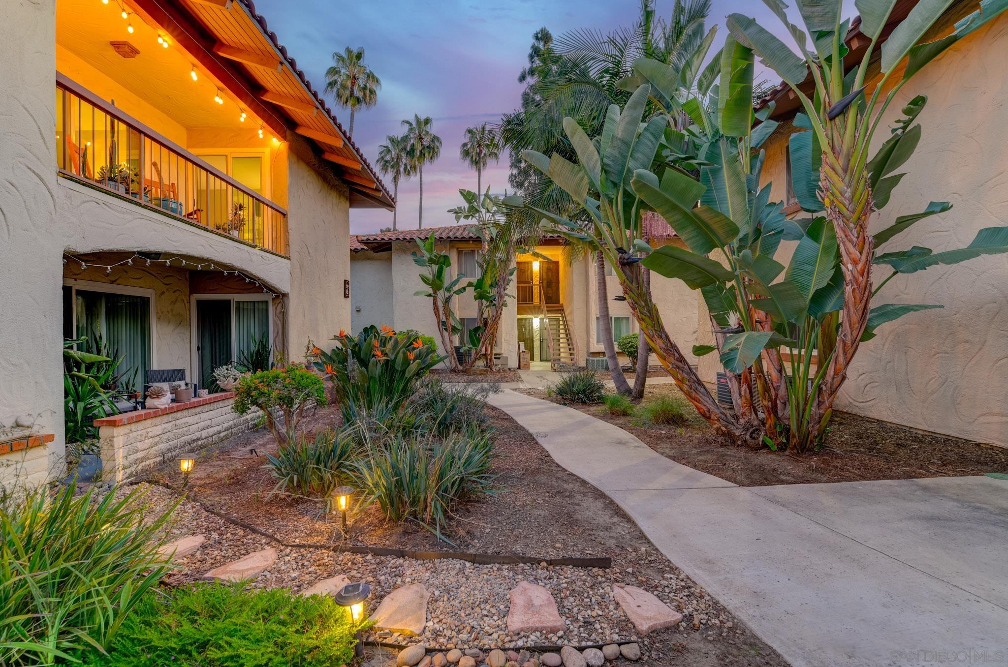 Detail Gallery Image 18 of 28 For 6029  Rancho Mission  #201,  San Diego,  CA 92108 - 2 Beds | 2 Baths