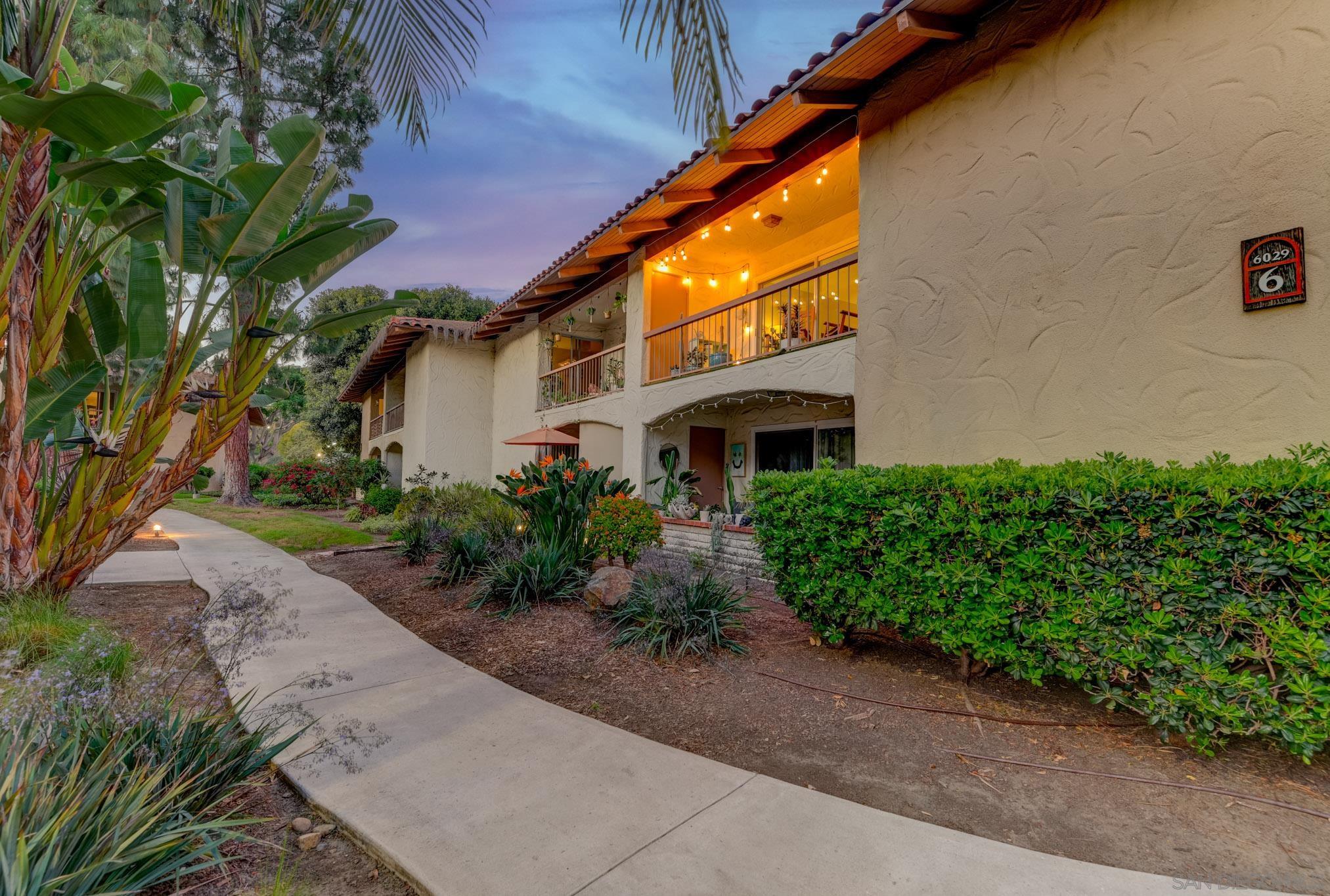 Detail Gallery Image 19 of 28 For 6029  Rancho Mission  #201,  San Diego,  CA 92108 - 2 Beds | 2 Baths