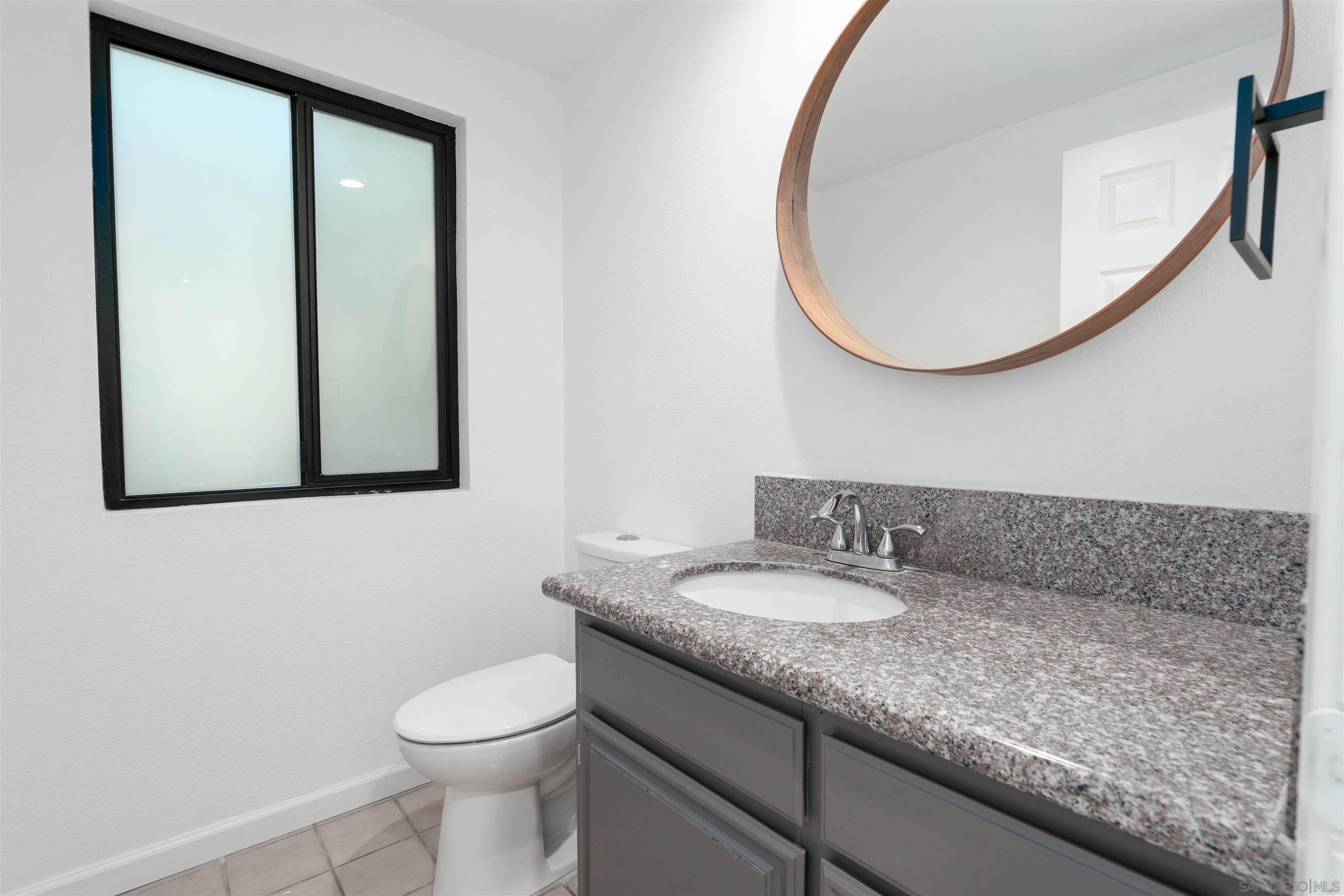 Detail Gallery Image 15 of 33 For 5837  Jeffries Ranch, Oceanside,  CA 92057 - 4 Beds | 2/1 Baths