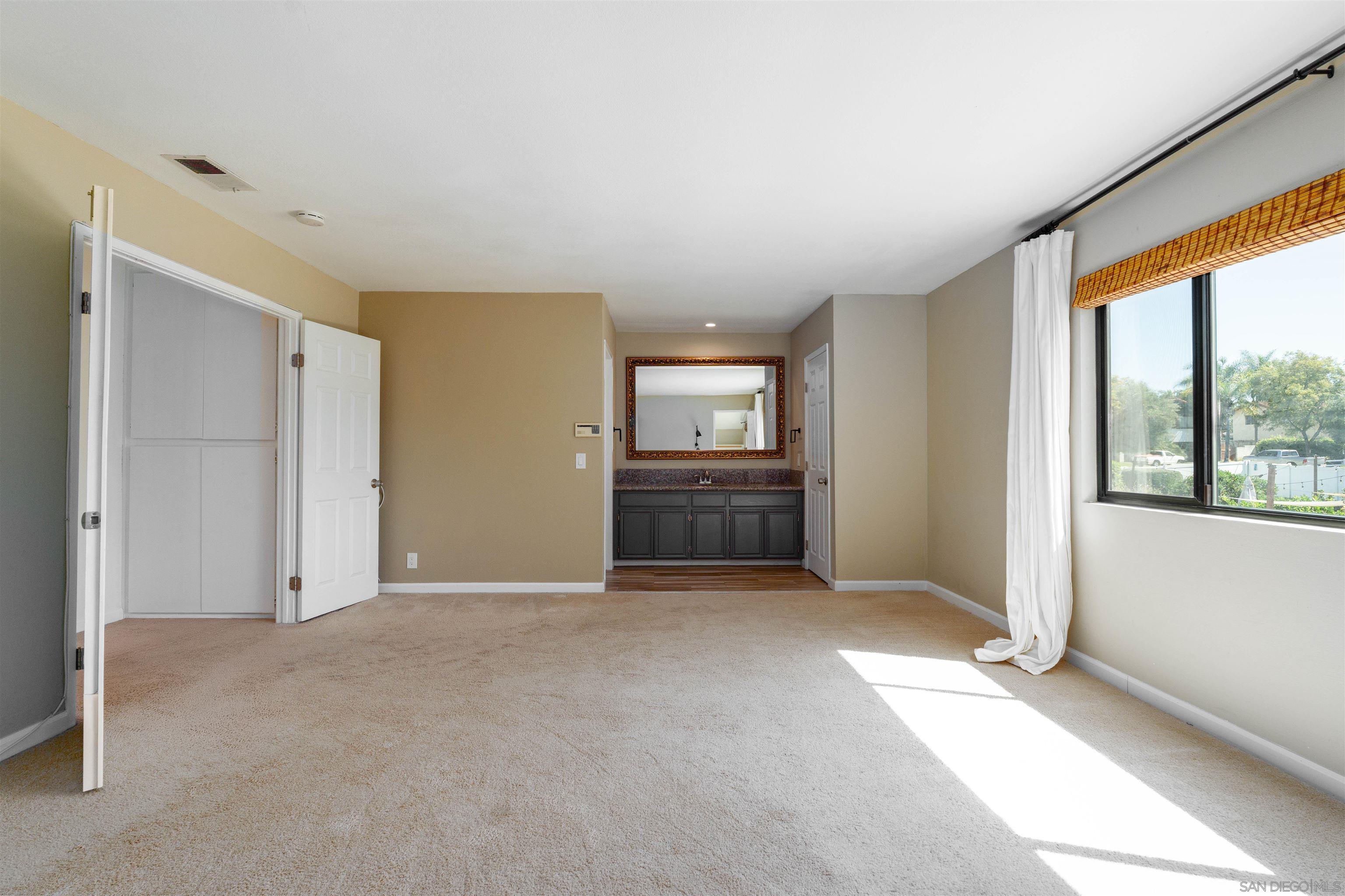 Detail Gallery Image 16 of 31 For 5837  Jeffries Ranch, Oceanside,  CA 92057 - 4 Beds | 2/1 Baths